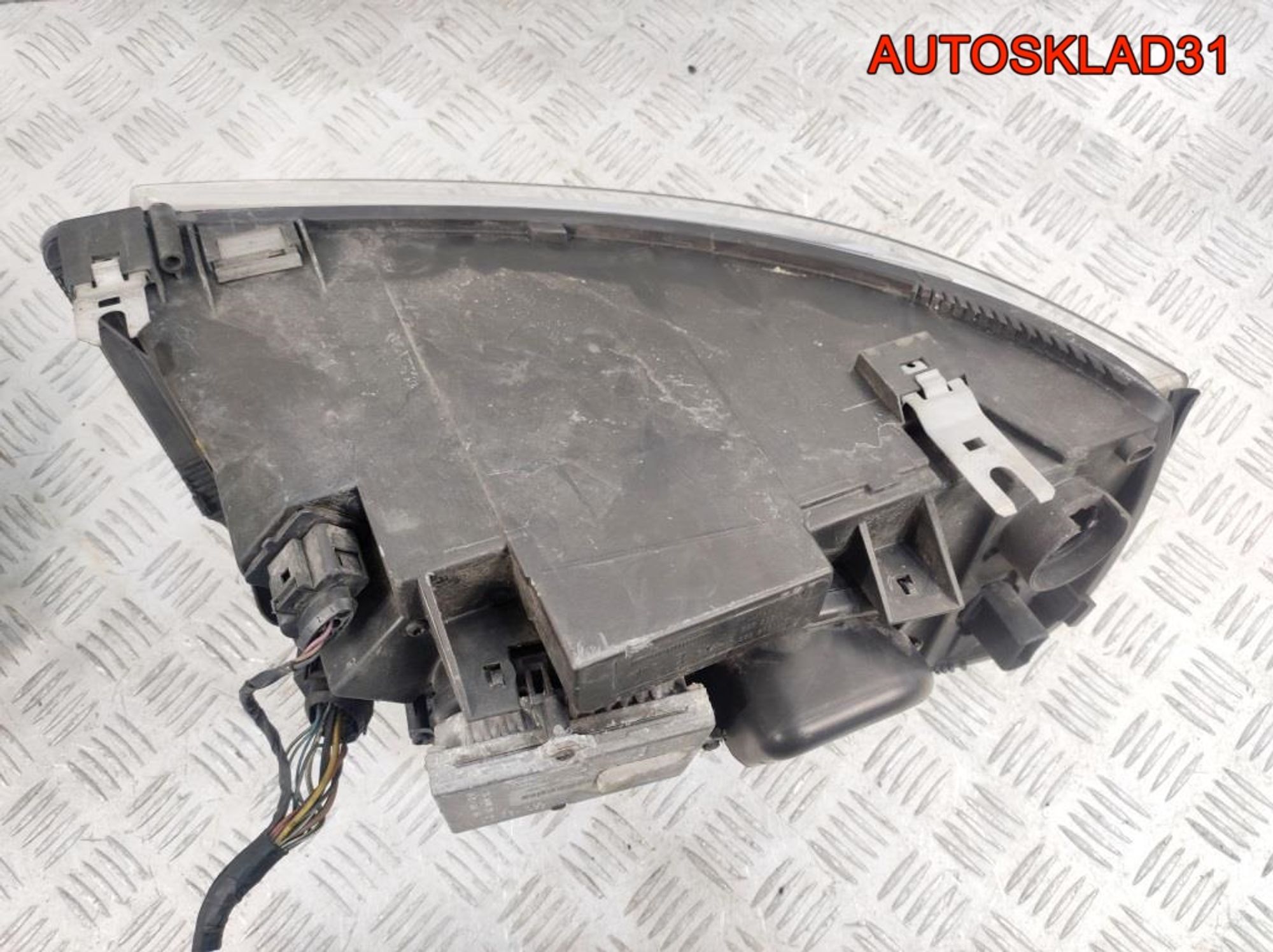 Фары Комплект Ксенон VW Sharan Рест 7M3941017, 60000 рублей, Дубовое