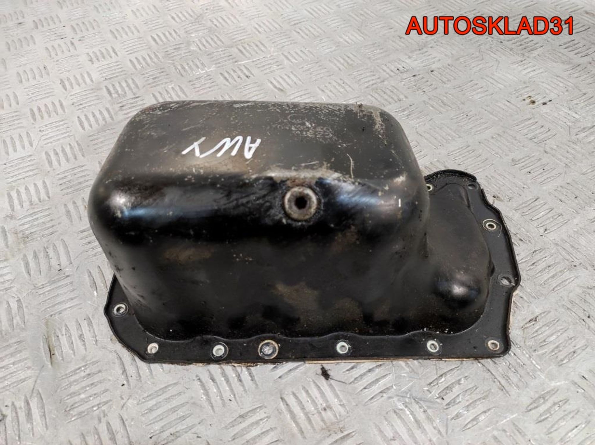 Поддон двигателя VW Polo 4 1,2 AWY Бензин 03D103602G, 2000 рублей, Дубовое