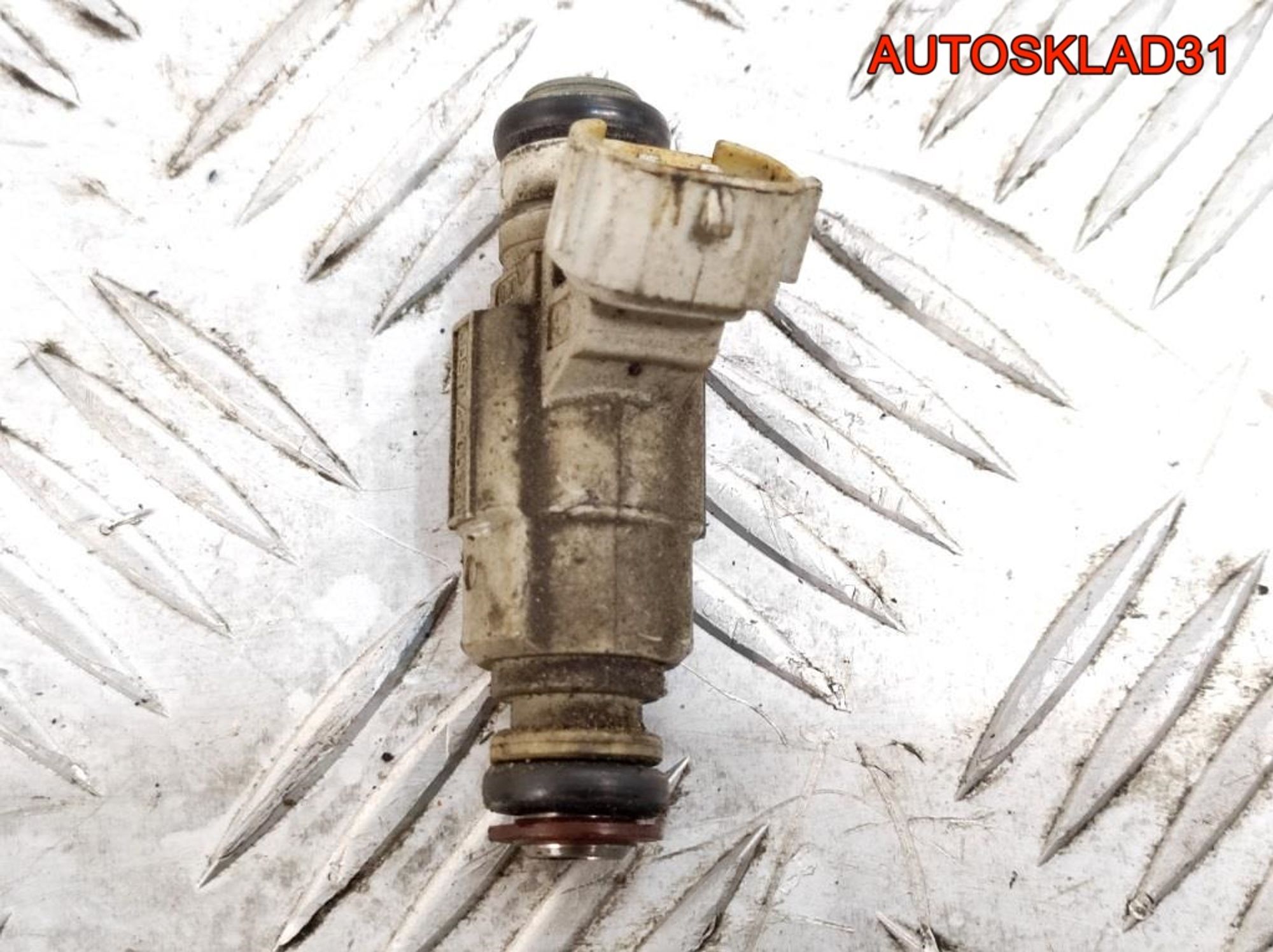 Форсунка топливная Nissan Primera P11 2,0 SR20DE 166007J500, 600 рублей, Дубовое