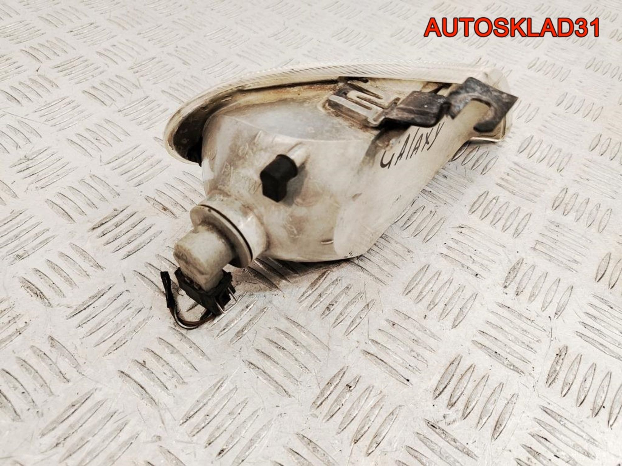 Указатель поворота левый белый Ford Galaxy 0311325001, 1000 рублей, Дубовое