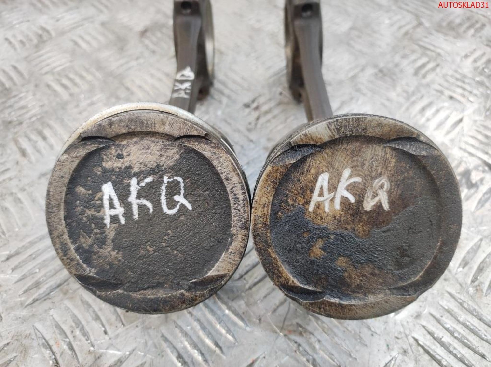 Поршень с шатуном Volkswagen Golf 4 1.4 AKQ 036198401, 1500 рублей, Дубовое