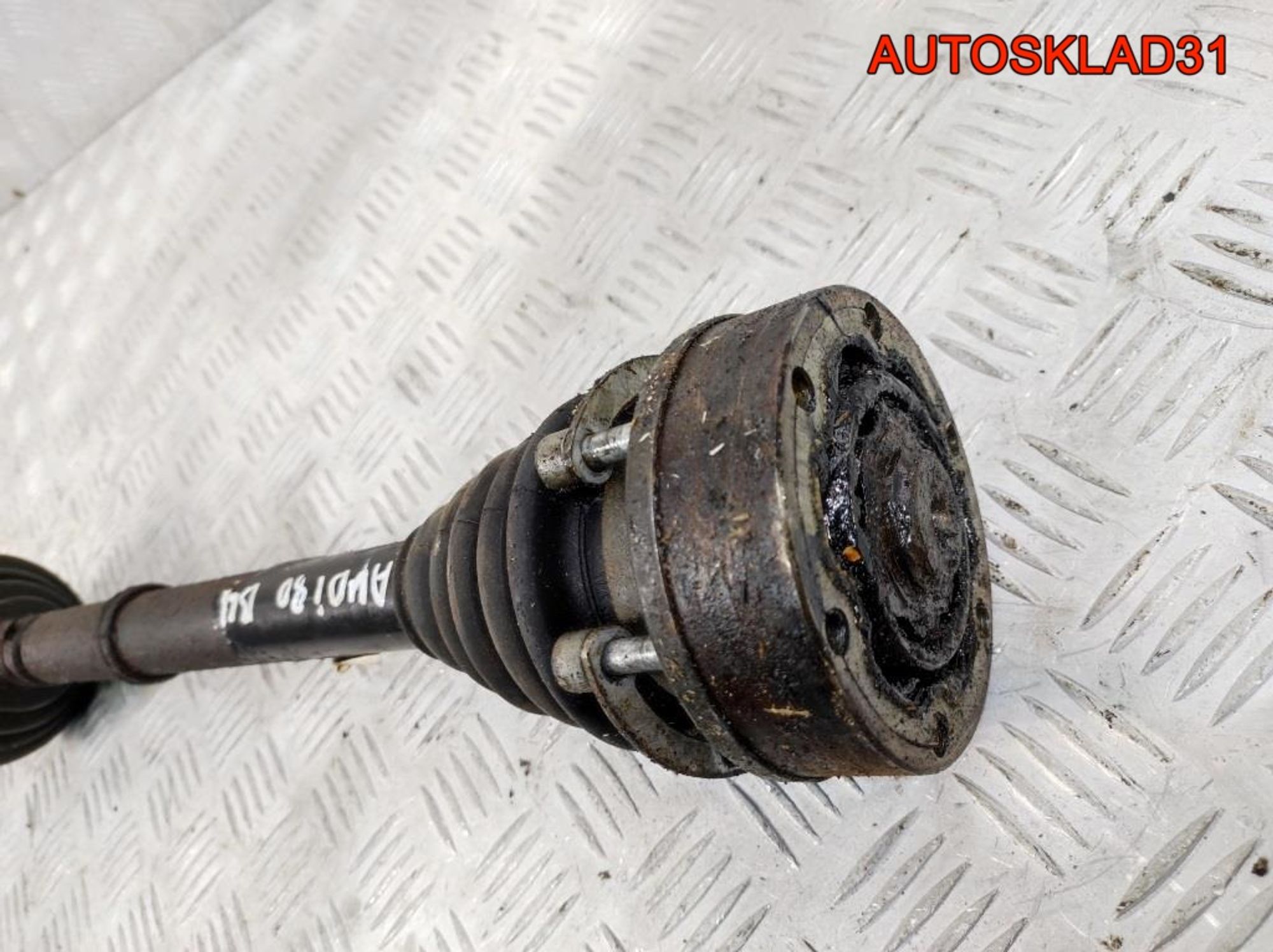 Полуось передняя левая Audi 80 B4 811407331, 2300 рублей, Дубовое