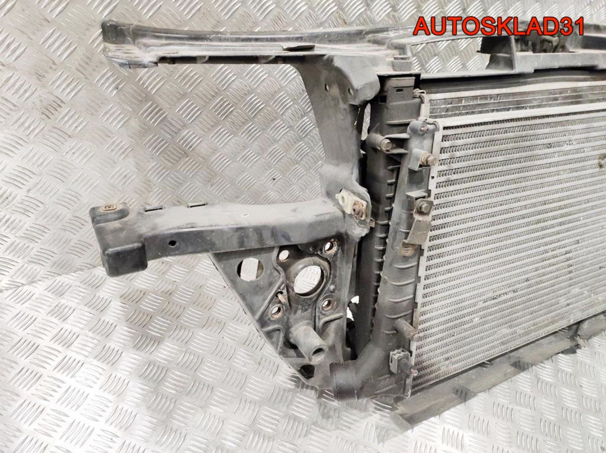 Панель передняя в сборе Audi A6 C5 2,5 Дизель АКПП 4B0805588K, 14000 рублей, Дубовое