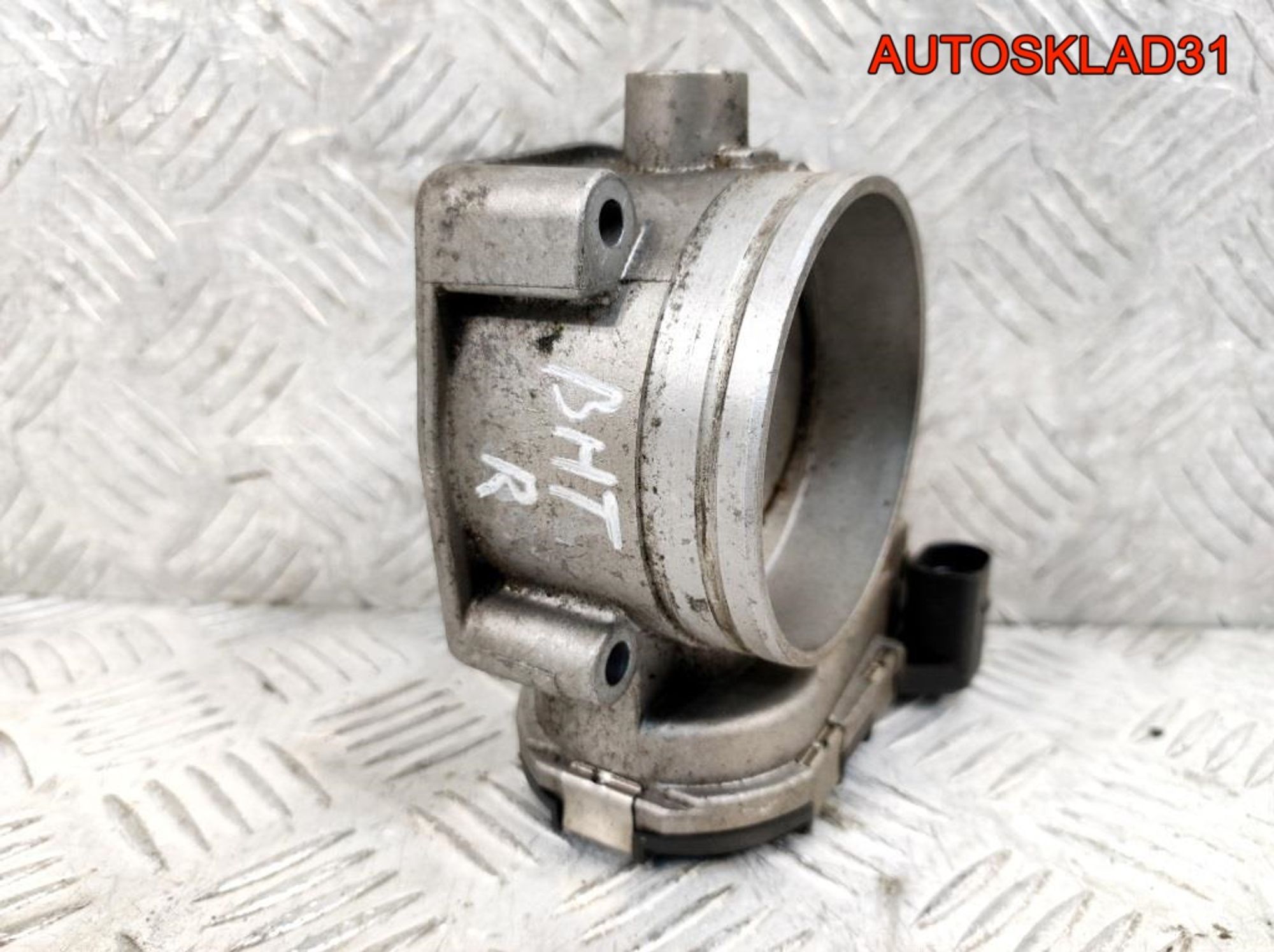 Заслонка дроссельная Audi A8 D3 6.0BHT Бензин 07D133062, 3600 рублей, Дубовое