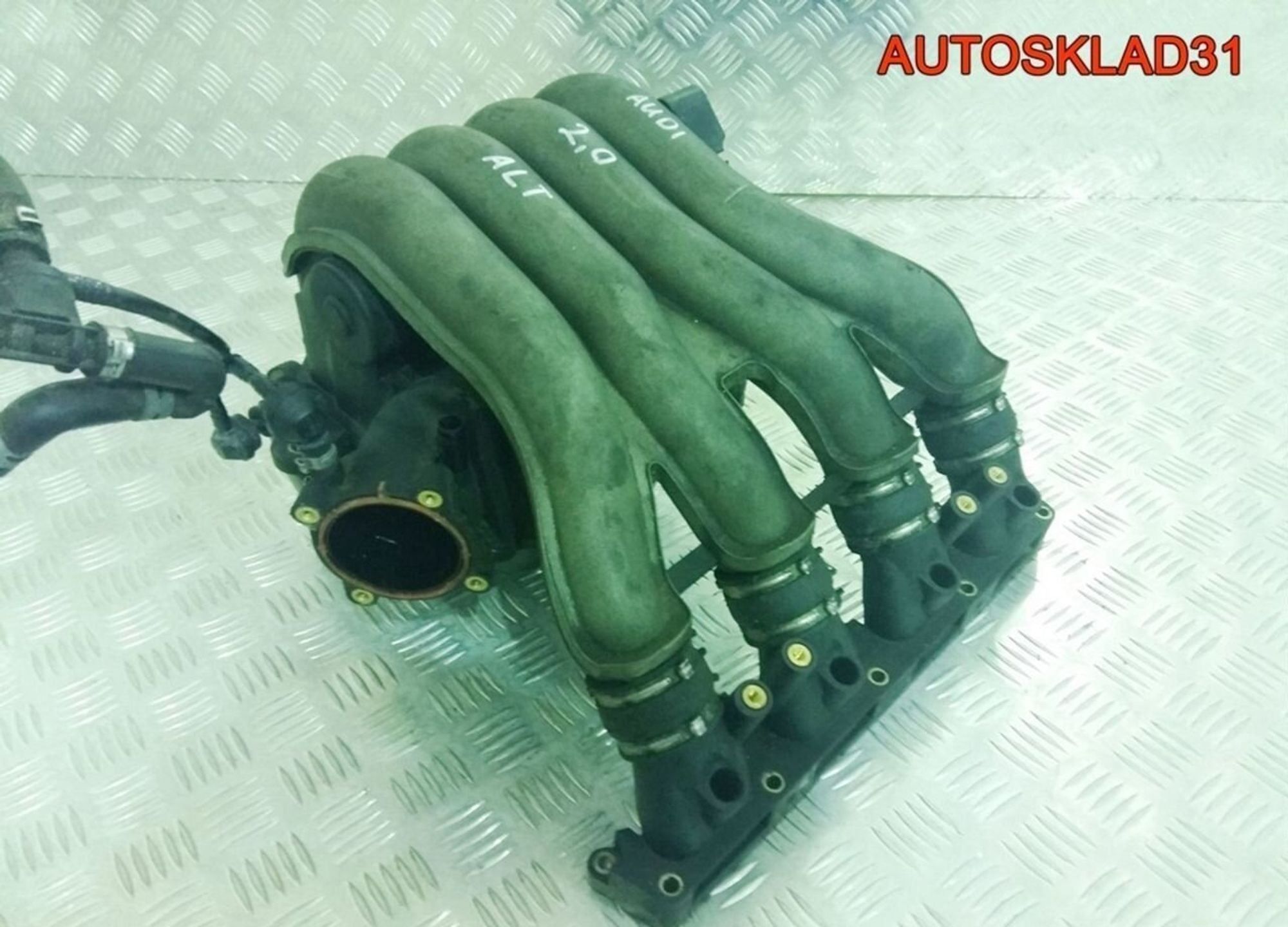 Коллектор впускной Audi A4 B6 2.0 ALT 06B133210AJ, 3600 рублей, Дубовое