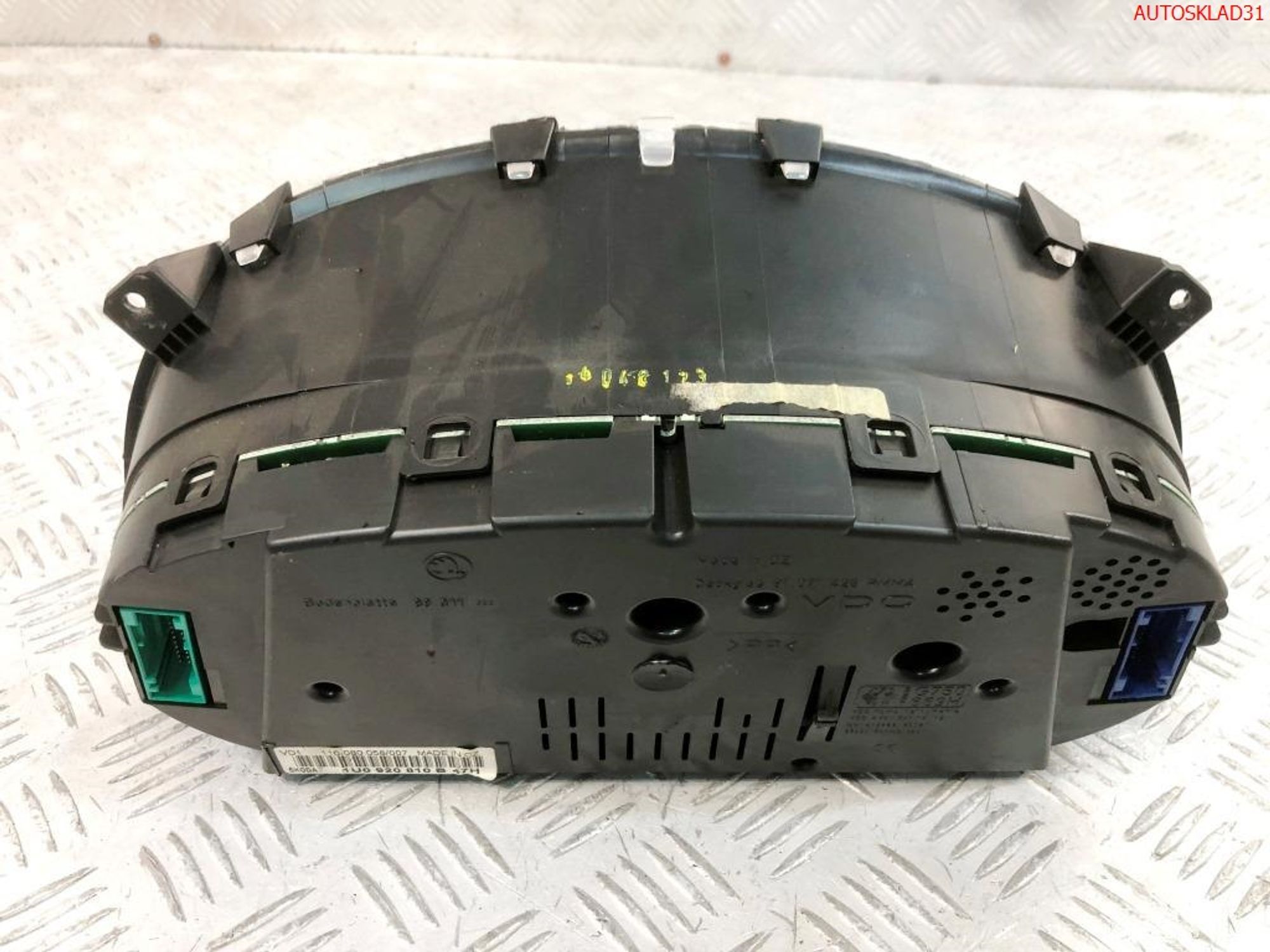 Панель приборов Skoda Octavia A4 1U0920810B Бензин, 6000 рублей, Дубовое