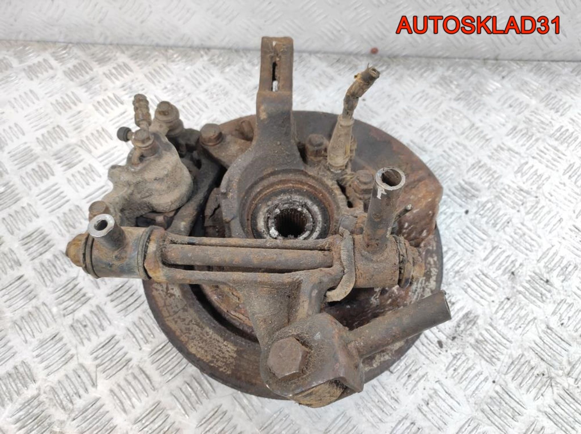 Кулак поворотный задний левый Nissan X-Trail T30 430198H300, 7000 рублей, Дубовое