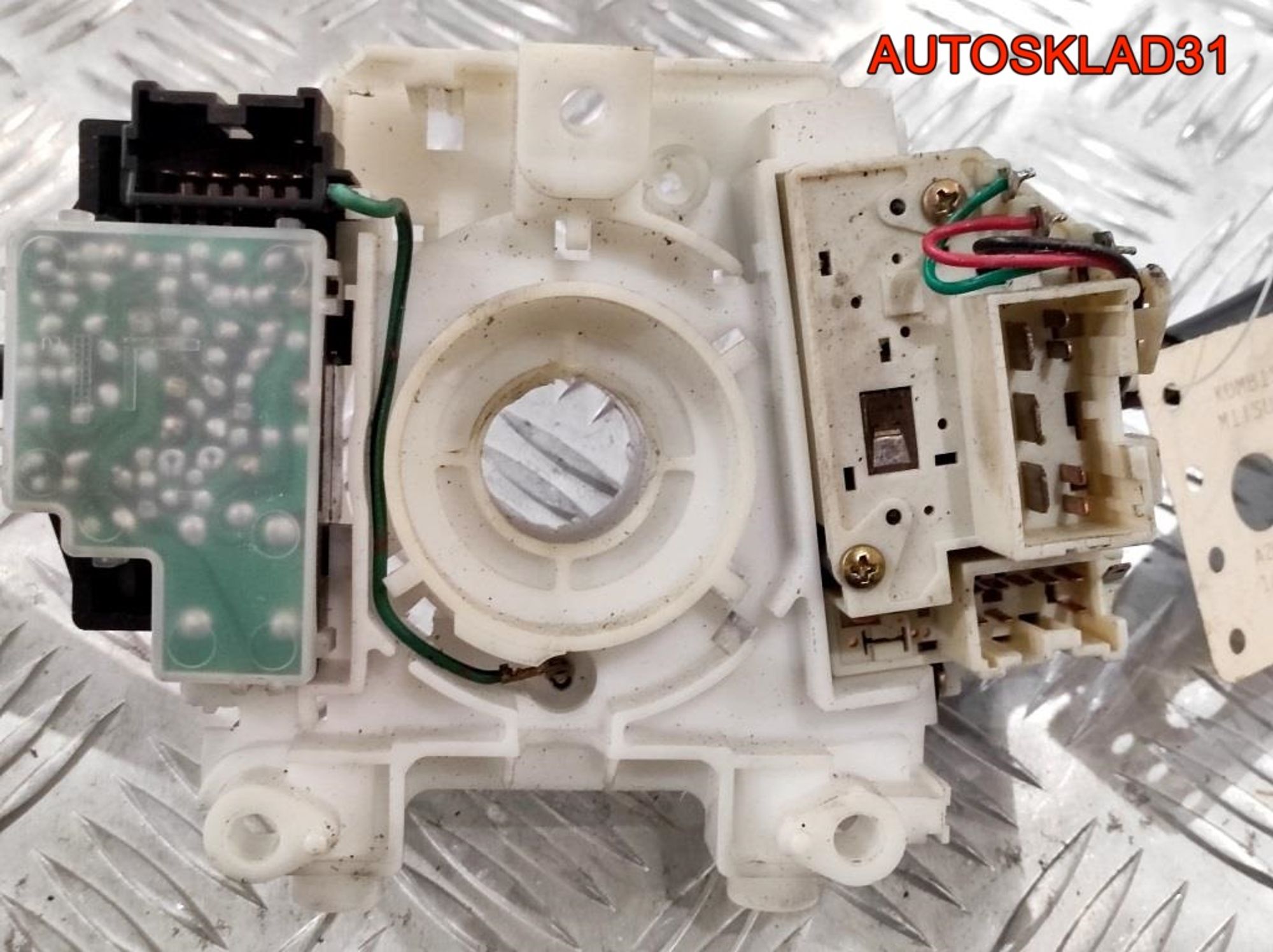 Переключатель под рулевой Mitsubishi Colt 4 ЛЕВЫЙ РУЛЬ MB863522, 6000 рублей, Дубовое