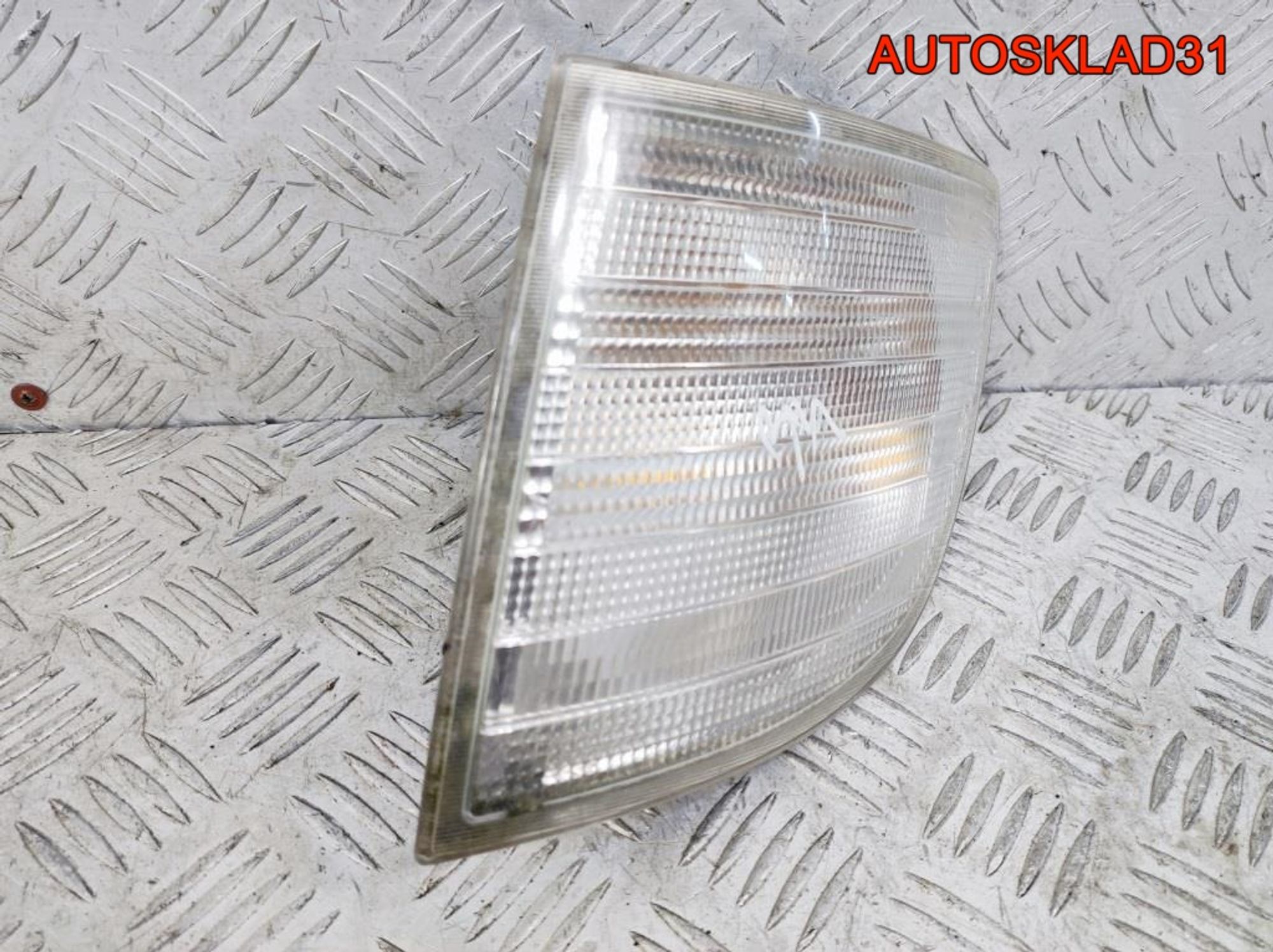 Указатель поворота левый белый Mercedes Vito 638, 900 рублей, Дубовое