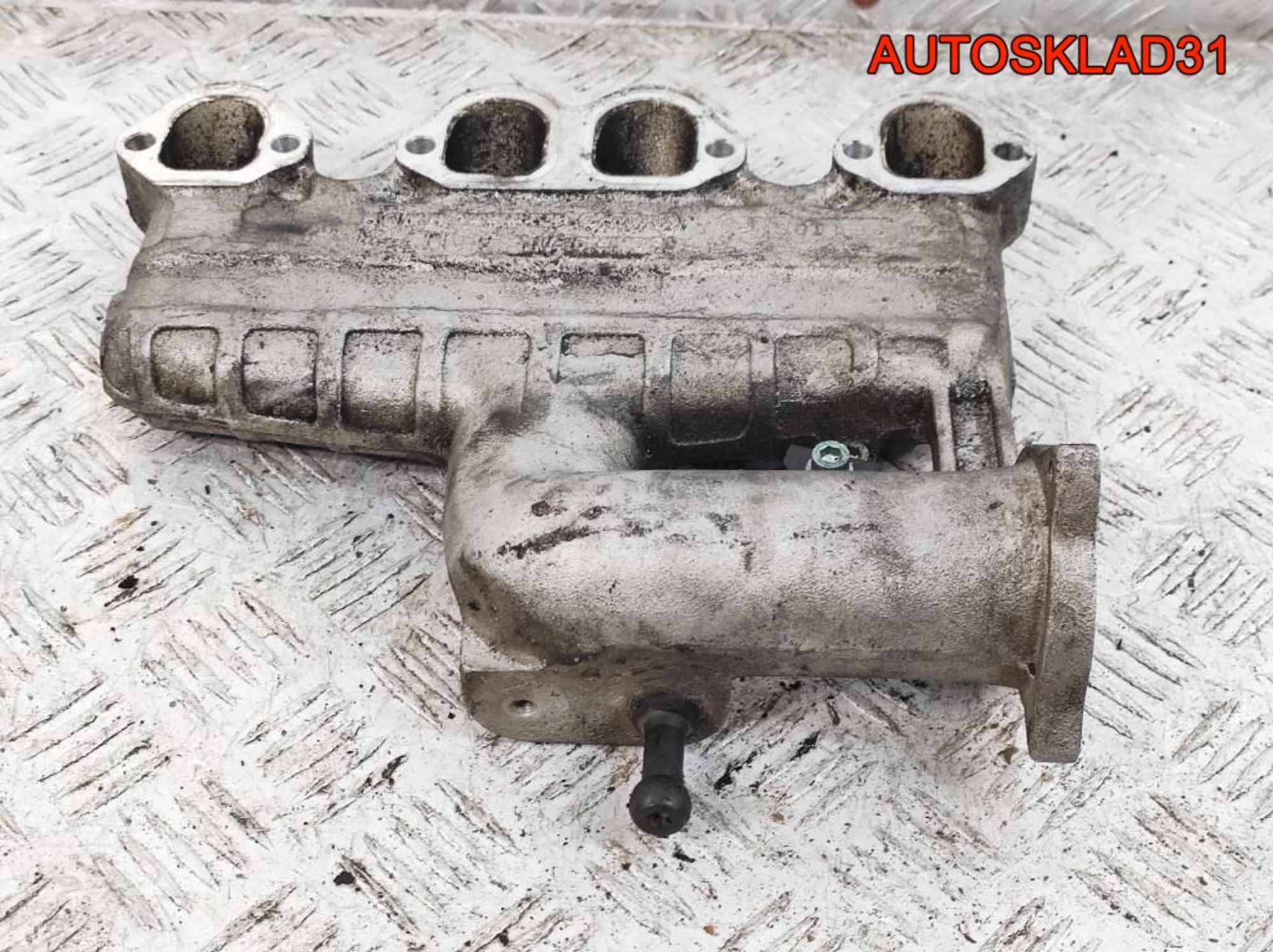 Коллектор впускной VW Golf 4 1,9 ATD Дизель 038129713J, 600 рублей, Дубовое