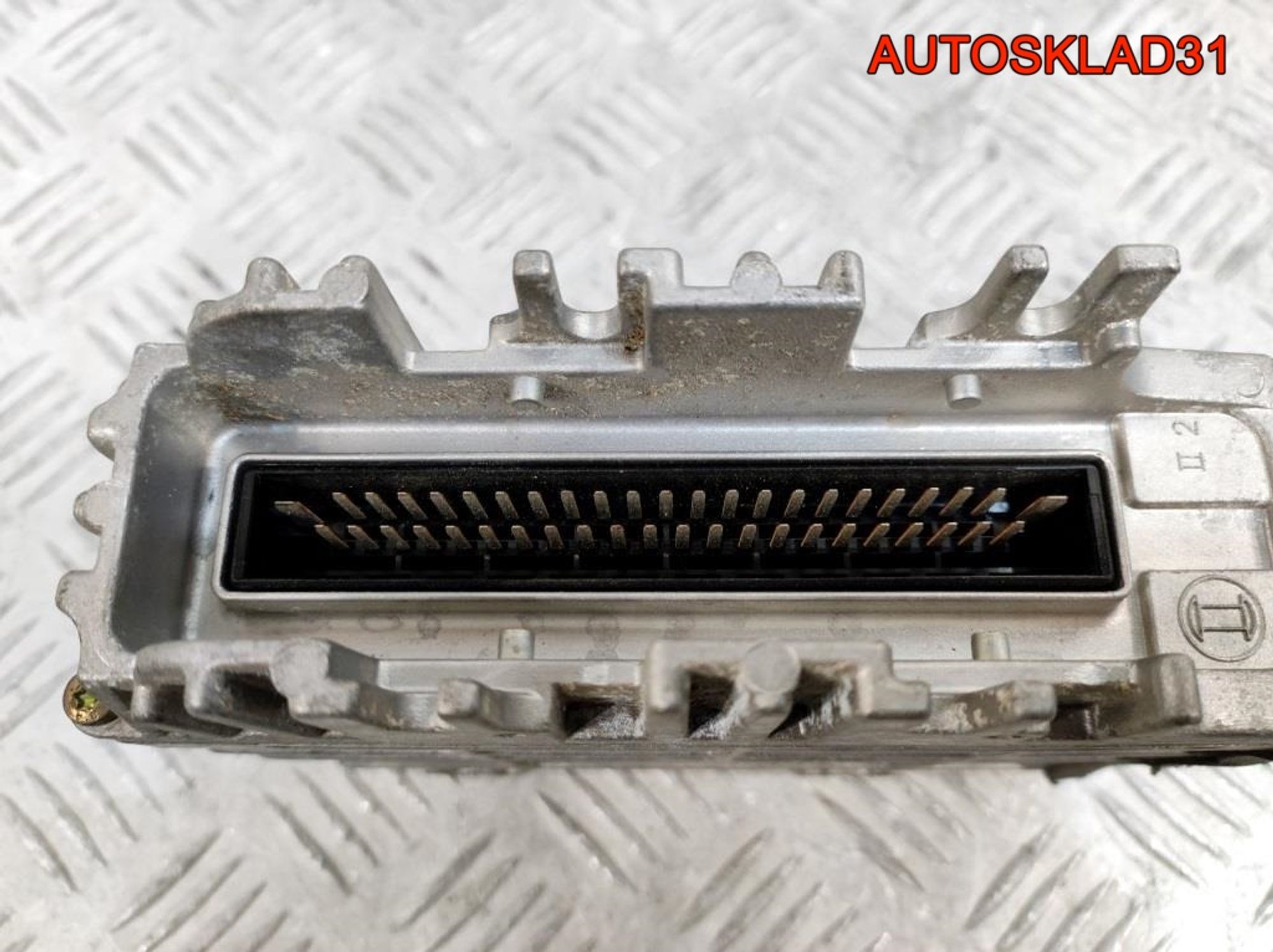 Блок эбу VW Golf 3 1,4 AEX 030906027K Бензин, 2000 рублей, Дубовое