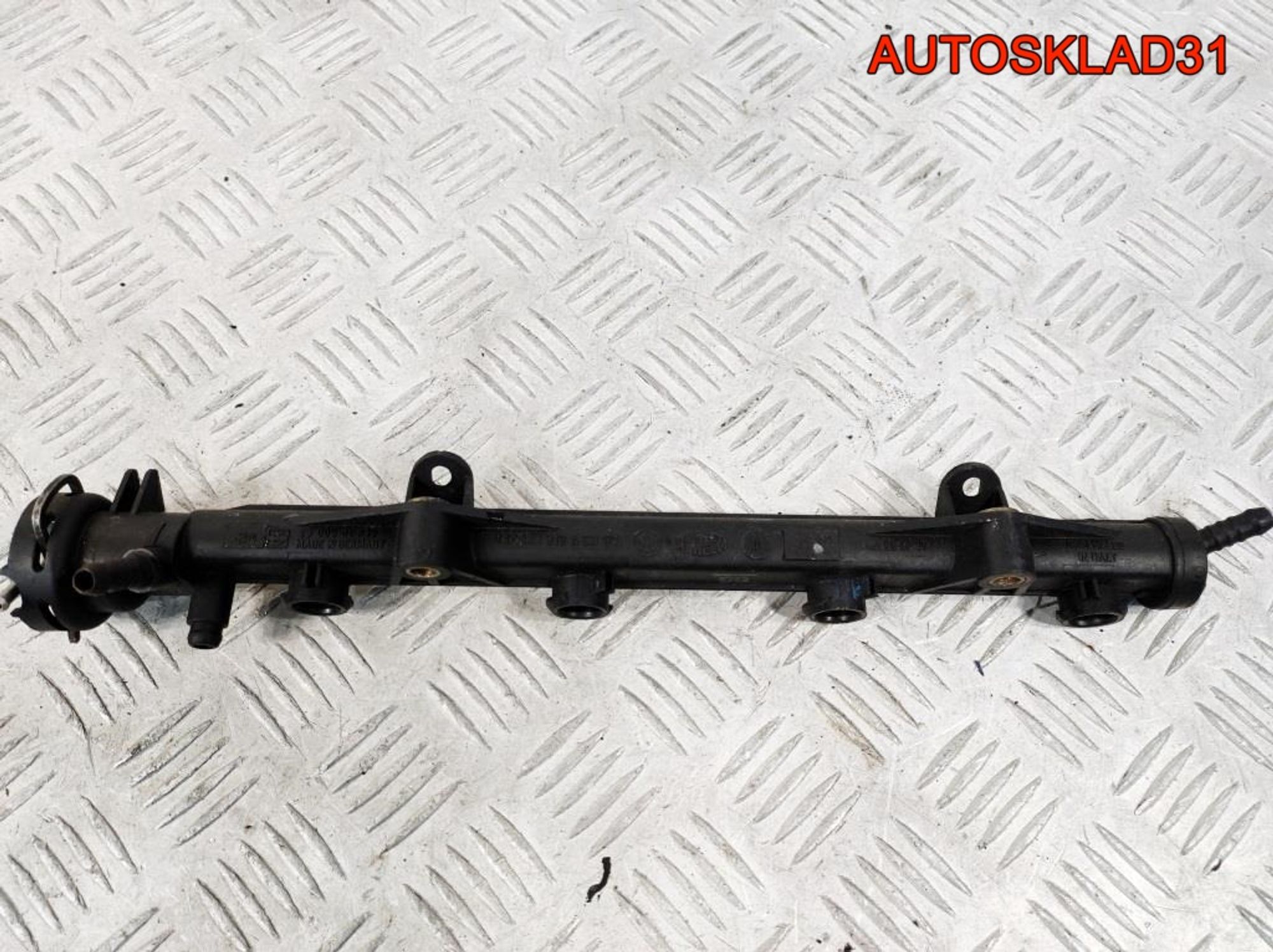 Рейка топливная VW Golf 3 032133319A, 900 рублей, Дубовое