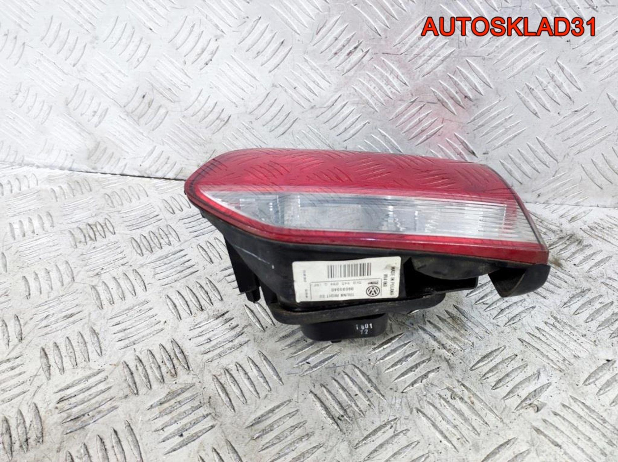 Фонарь внутренний правый VW Golf 6 5K0945094G, 3300 рублей, Дубовое