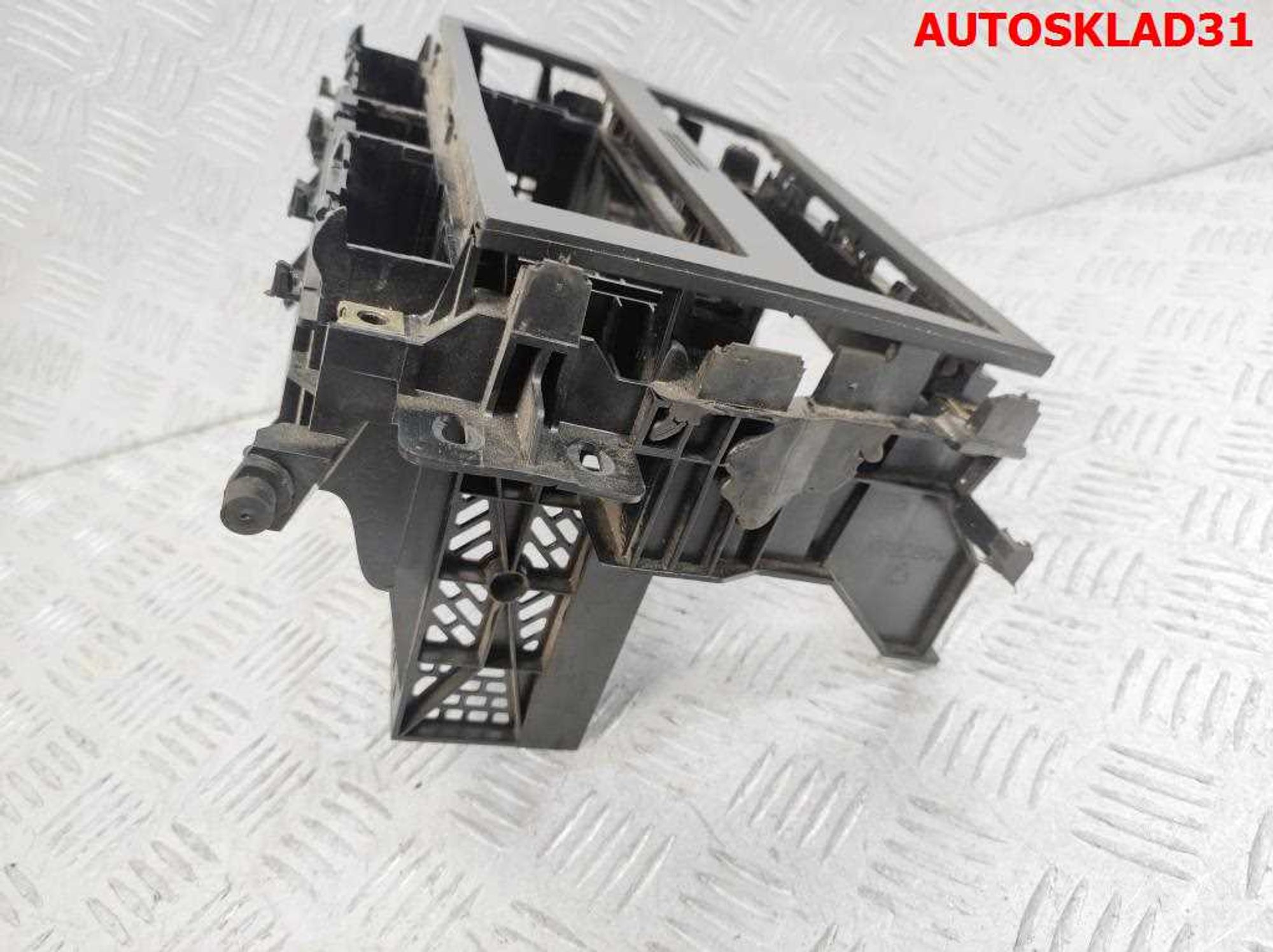 Рамка магнитолы Audi A4 B5 8D0858005T, 1000 рублей, Дубовое