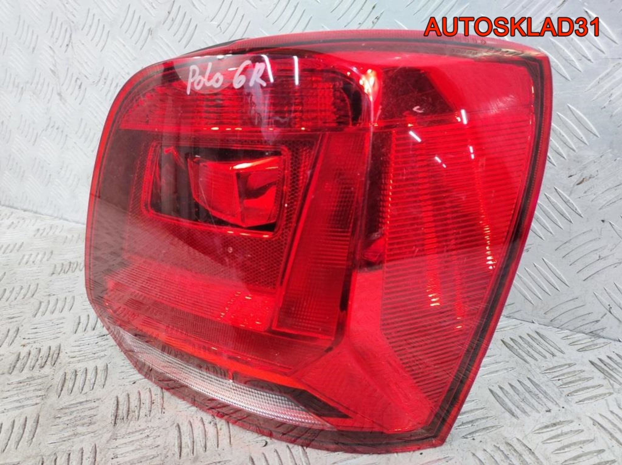 Фонарь задний правый VW Polo HB 6C0945096K Хетчбэк, 6500 рублей, Дубовое