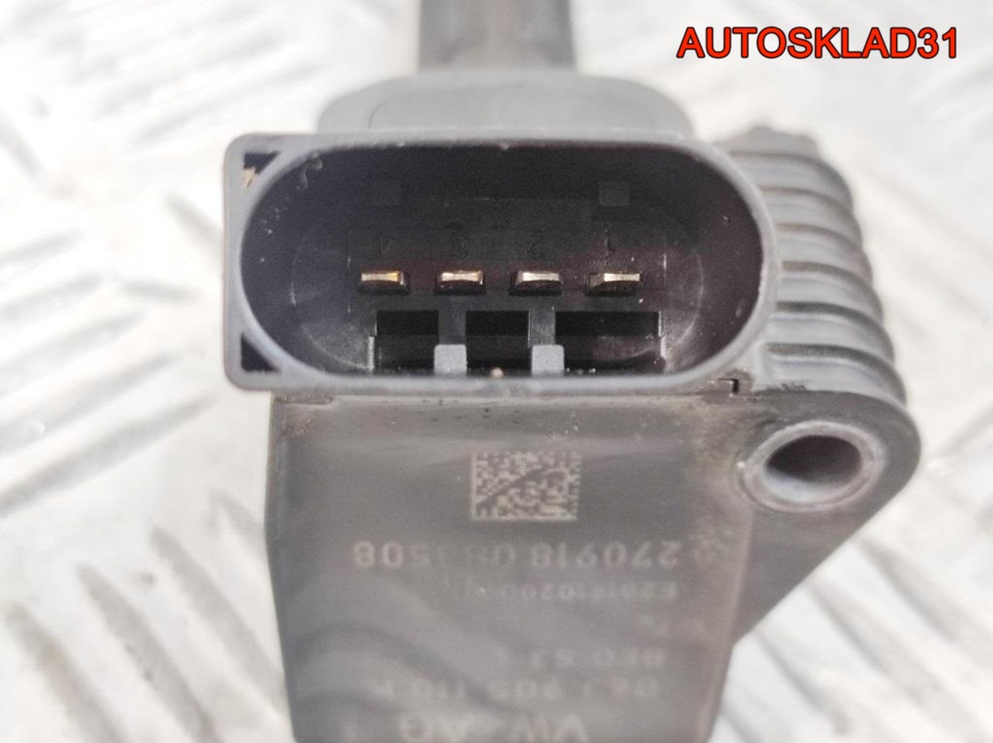 Катушка зажигания Audi TT 8S 2,0 DKT Бензин 06L905110D, 1800 рублей, Дубовое