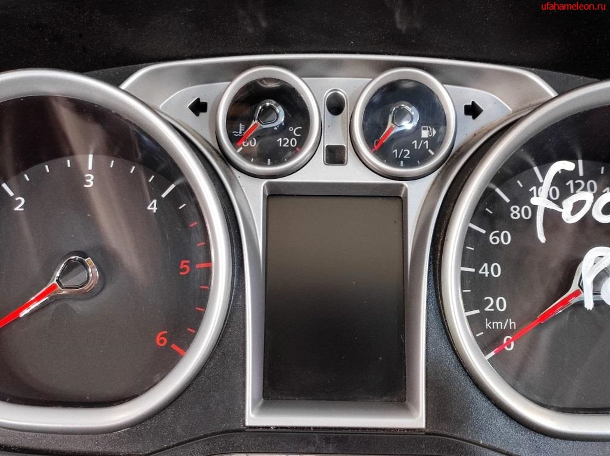 Панель приборов Ford Focus 2 8V4T10849LF Дизель, 30000 рублей, Дубовое