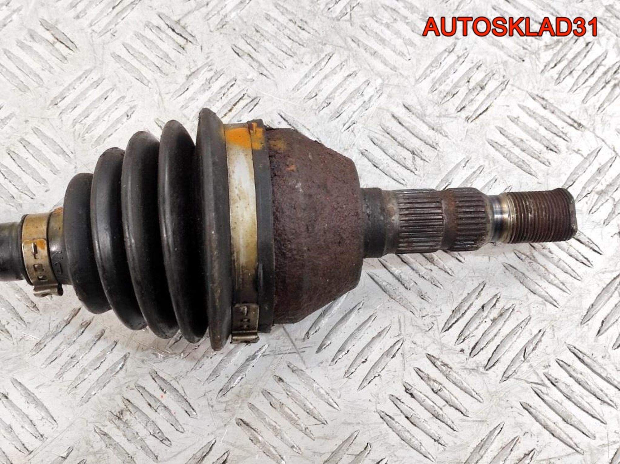 Привод передний правый Opel Astra H 1,6 Бензин МКПП, 6000 рублей, Дубовое