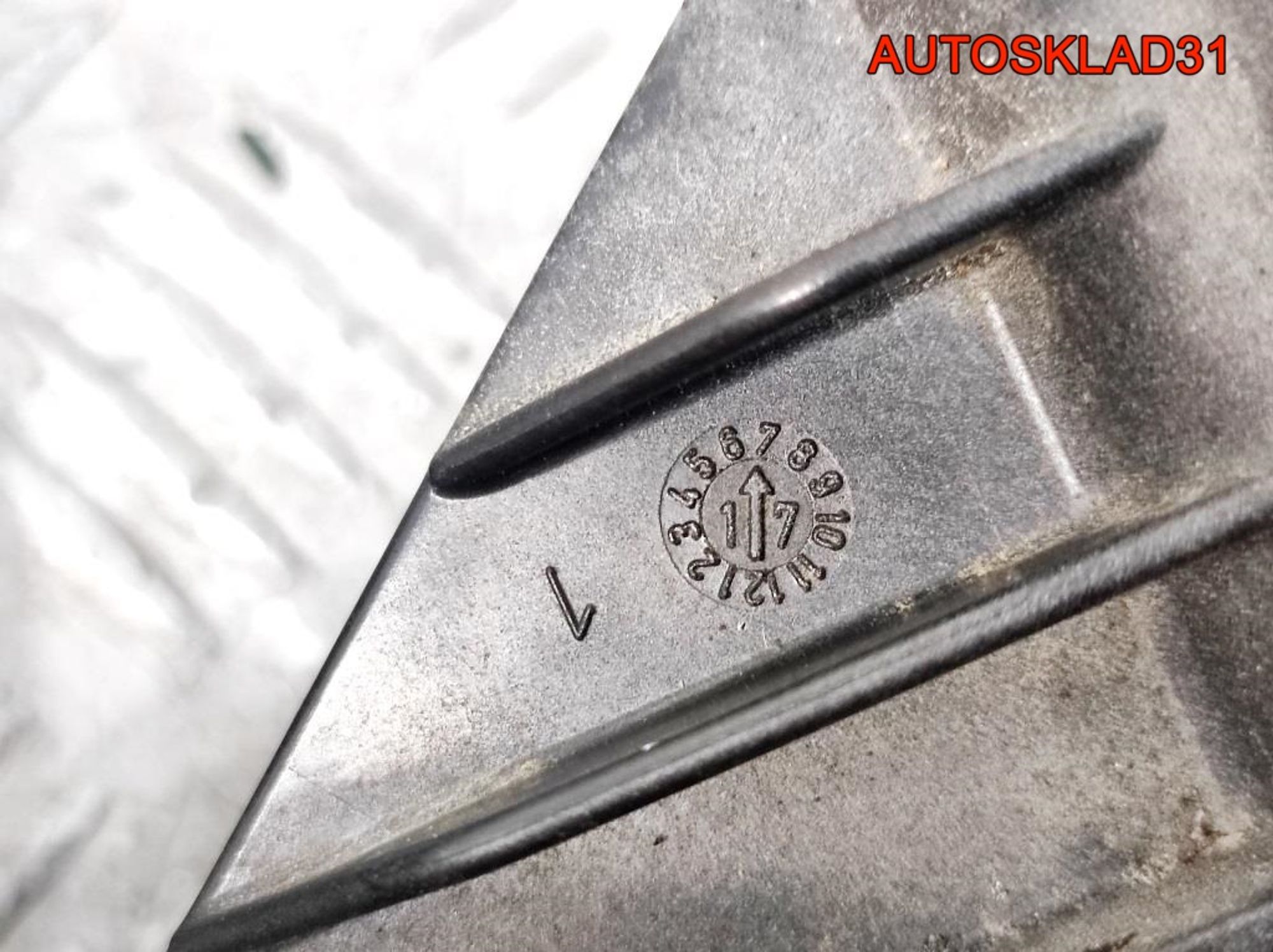 Корпус термостата VW Passat B8 2,0 Дизель 04L121026F, 3000 рублей, Дубовое