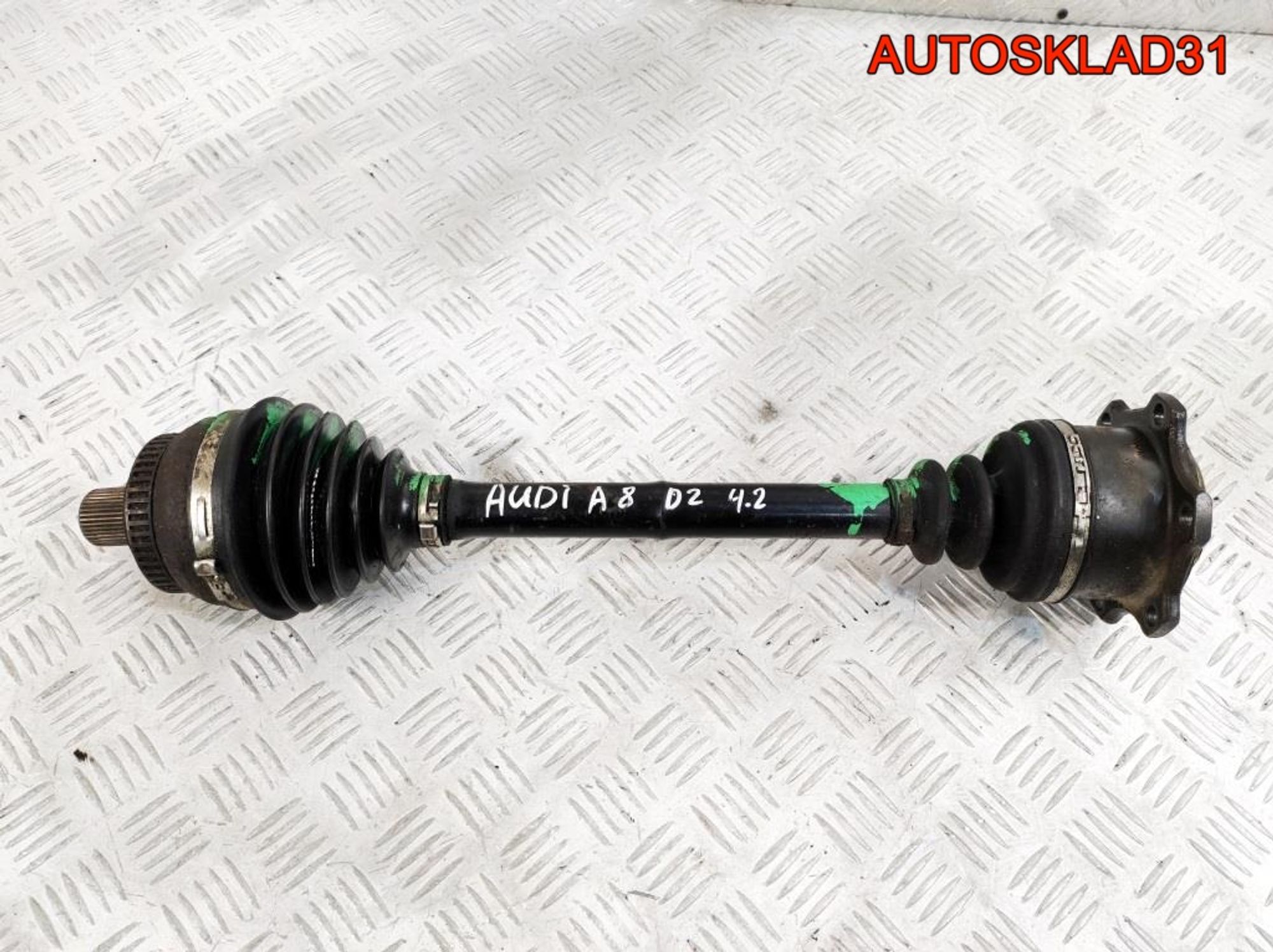 Полуось передняя левая Audi A8 D2 4,2 ABZ 4A0407331C, 3600 рублей, Дубовое