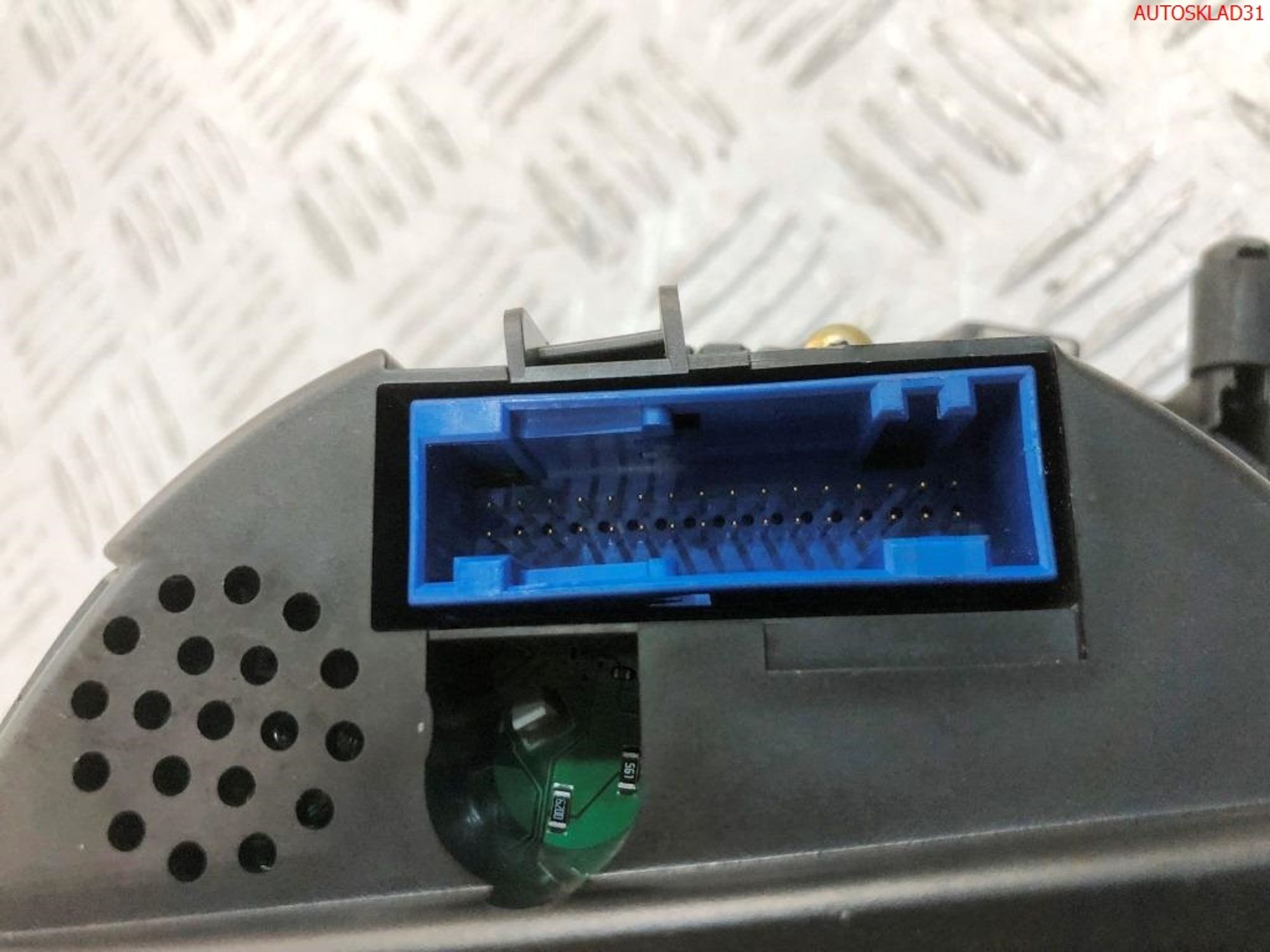 Панель приборов Skoda Octavia A4 1U0920810B Бензин, 6000 рублей, Дубовое