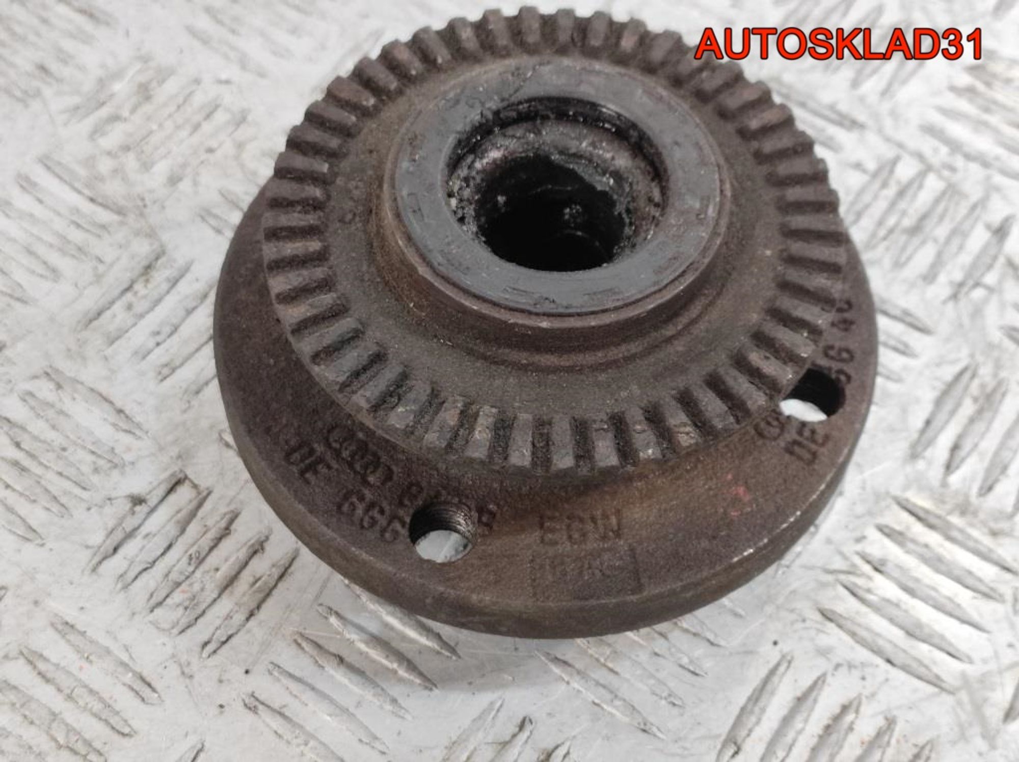 Ступица задняя под ABS Audi 80 B4 8A0501653B, 4500 рублей, Дубовое