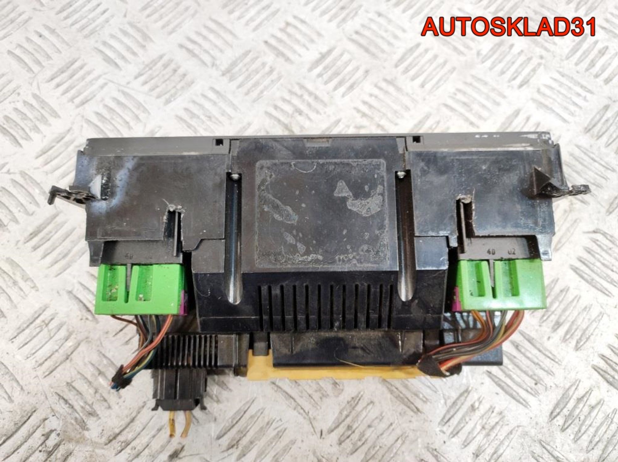 Блок управления климата Audi A6 C5 4B0820043, 3600 рублей, Дубовое