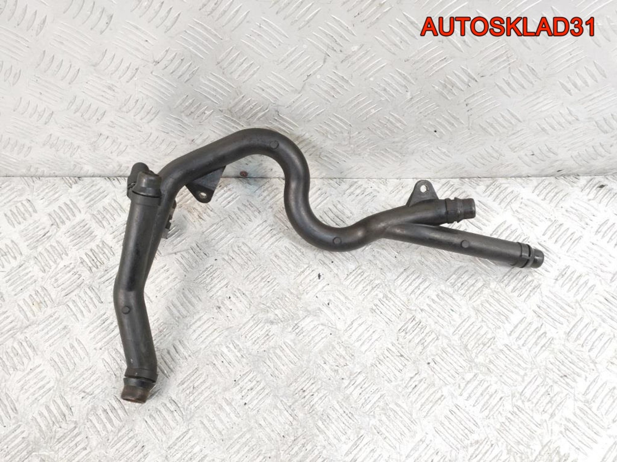 Трубка системы охлаждения Opel Omega B 2.5 Y25DT 11537785256, 3300 рублей, Дубовое