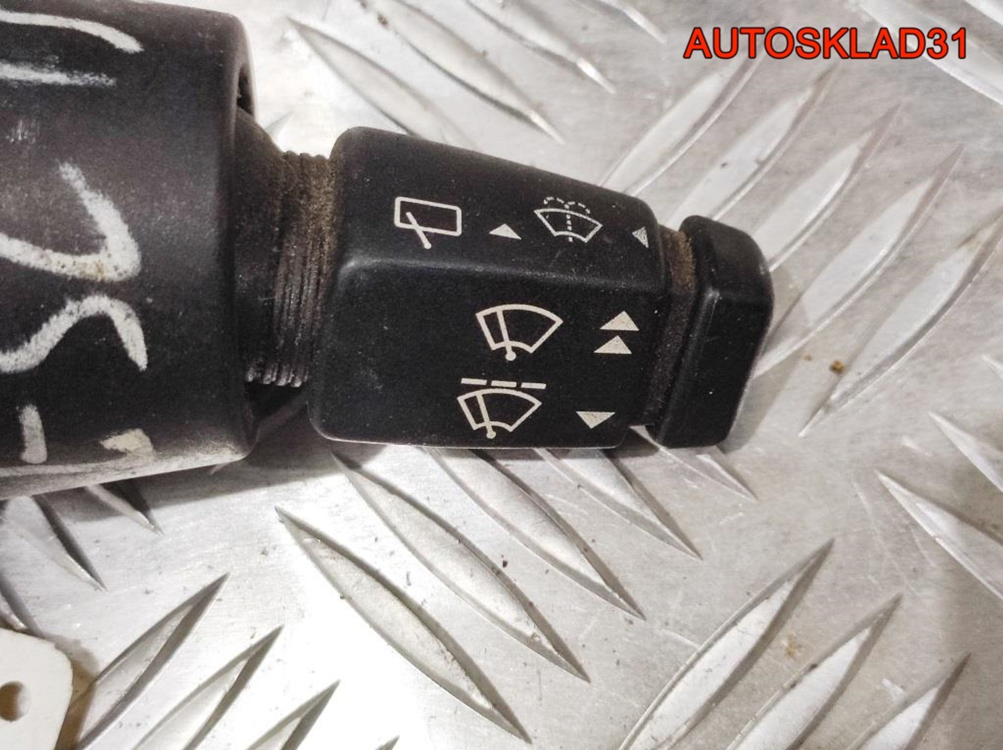 Переключатель стеклоочистителей Ford Escort 4 86AG17K478EA, 2000 рублей, Дубовое