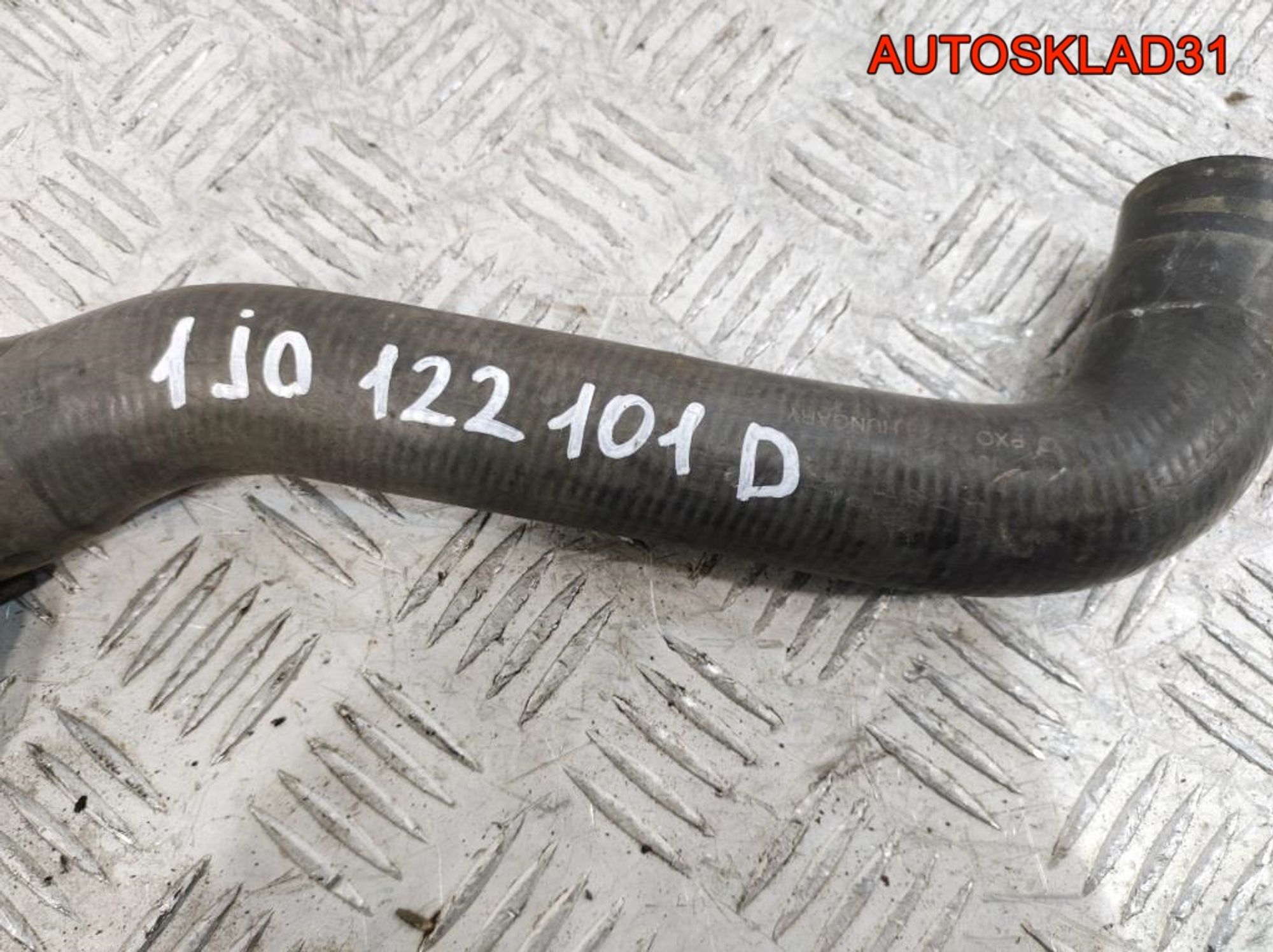 Патрубок радиатора VW Golf 4 1,6 AKL 1J0122101D, 1000 рублей, Дубовое