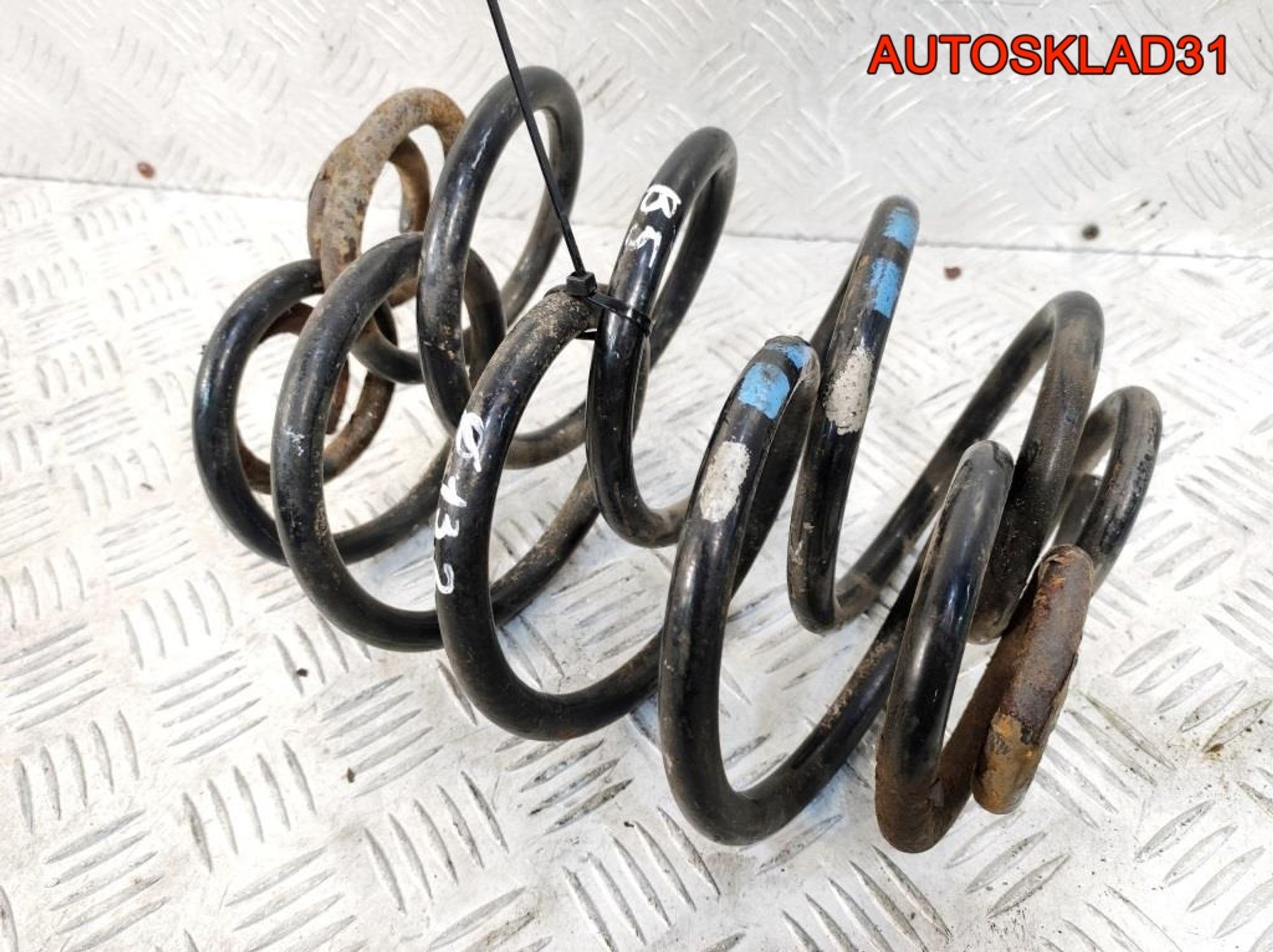 Пружина задняя Volkswagen Passat B5 3B0511115D, 1800 рублей, Дубовое