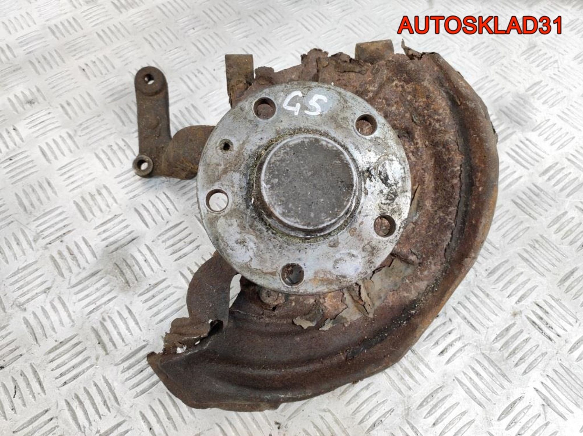 Кулак поворотный задний правый VW Golf 5 1K0505436N, 1400 рублей, Дубовое