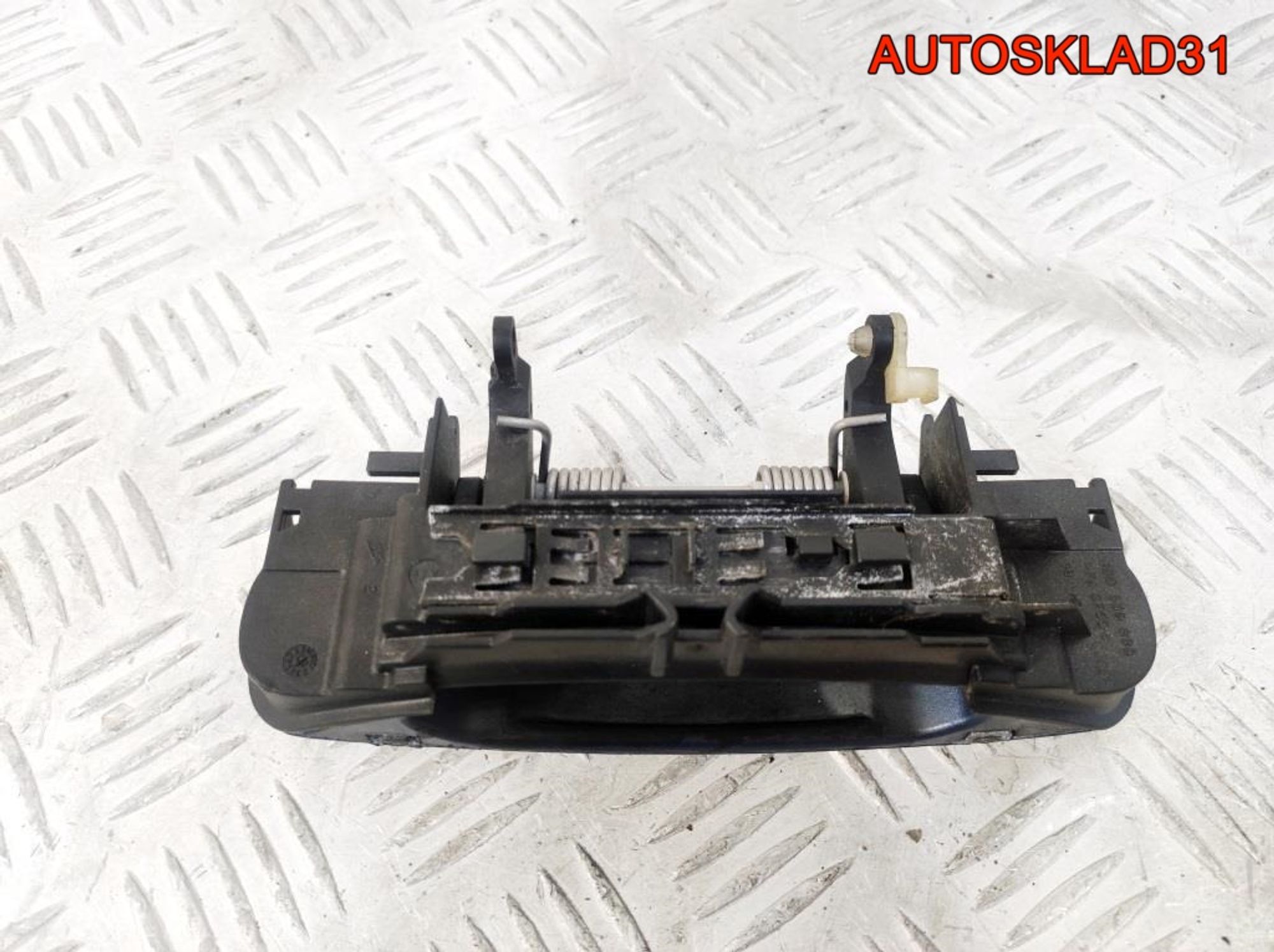 Ручка двери передяя правая Audi A4 B6 4B0839885, 1300 рублей, Дубовое