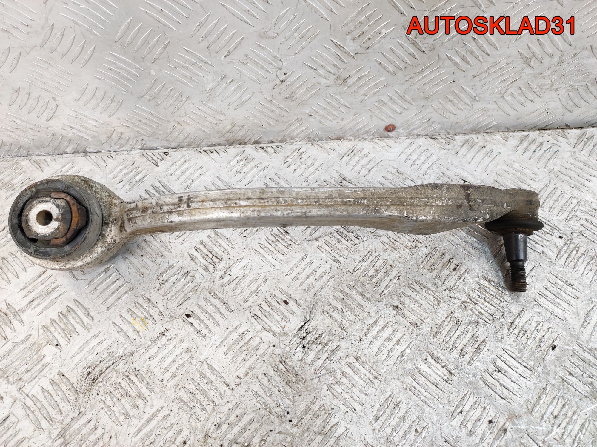 Рычаг передний правый нижний Audi A6 C5 4D0407696J, 1500 рублей, Дубовое