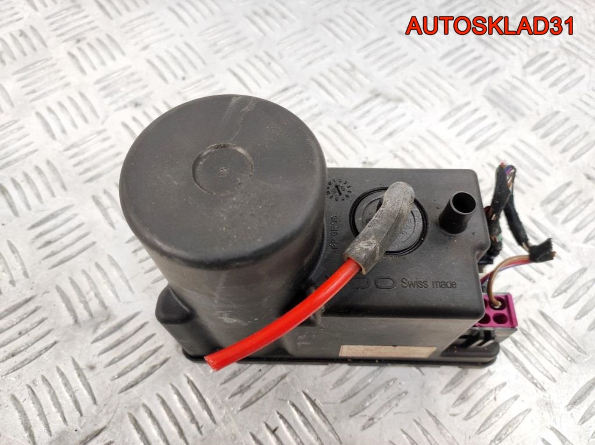 Компрессор центрального замка Audi 100 4A0862257A, 5900 рублей, Дубовое