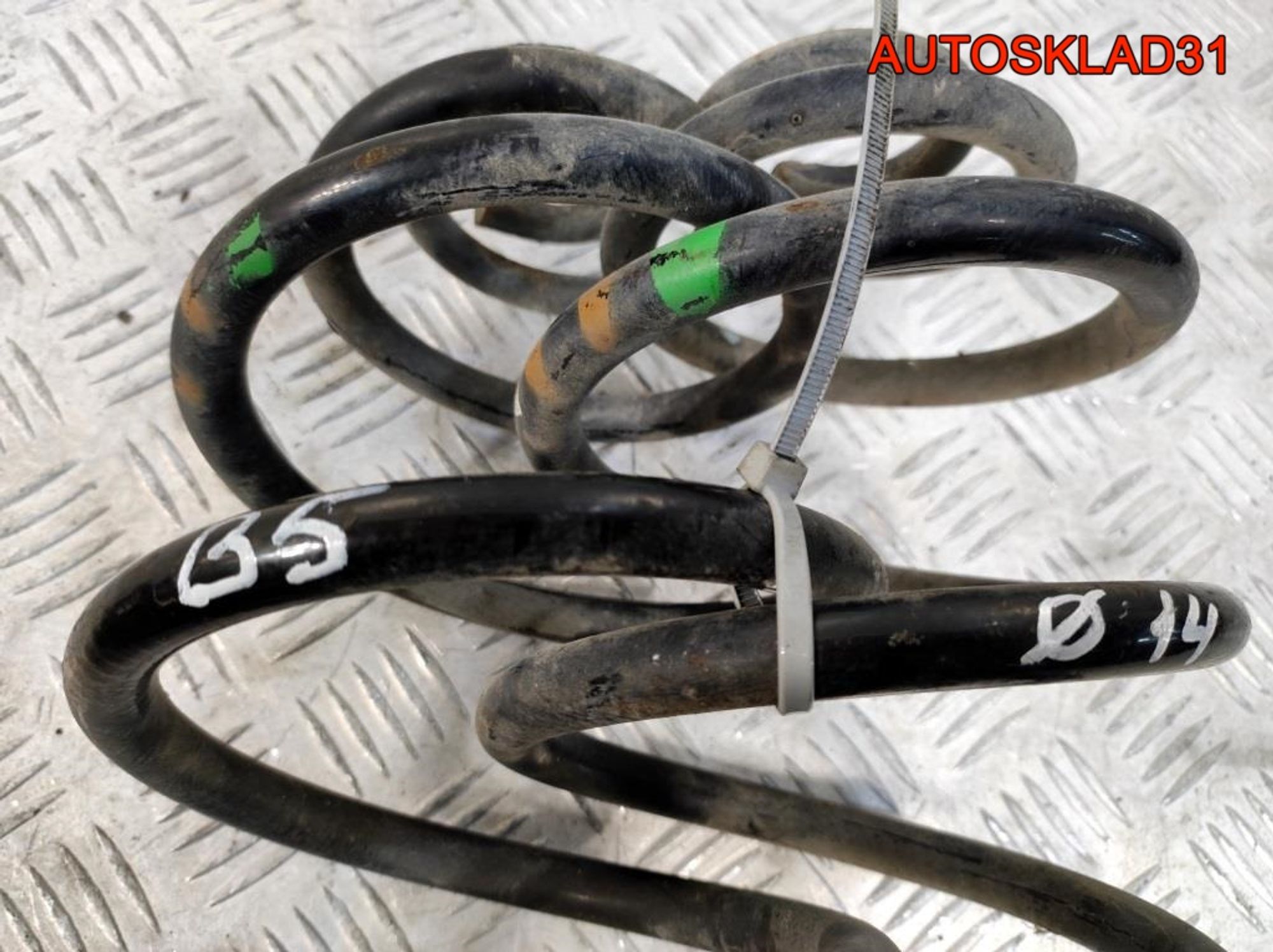 Пружина задняя VW Passat B5 3B0511115P Седан, 1800 рублей, Дубовое