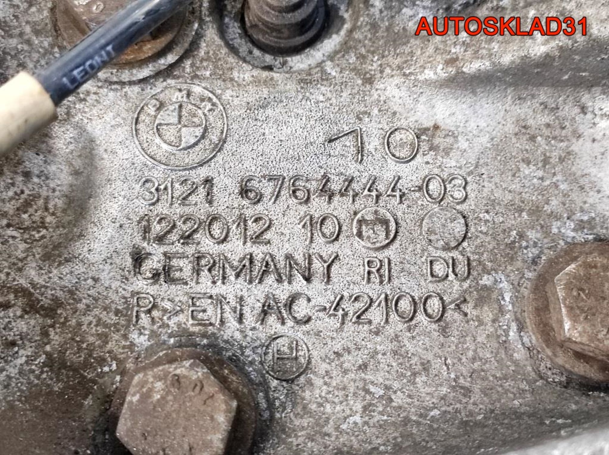 Кулак поворотный перед правый BMW E90 31216764444, 3300 рублей, Дубовое