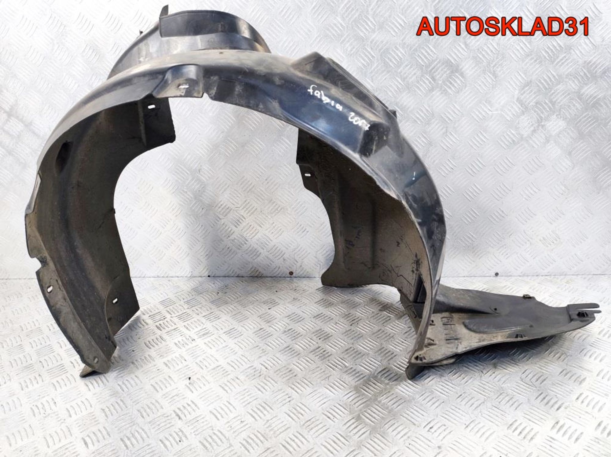 Локер передний правый Skoda Fabia 3 6V0809958A, 2500 рублей, Дубовое