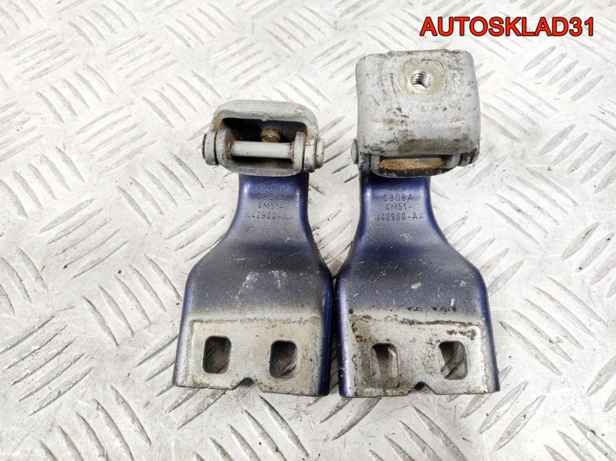 Петля двери багажника Комплект Ford Focus 2 4M51N42900AA, 900 рублей, Дубовое