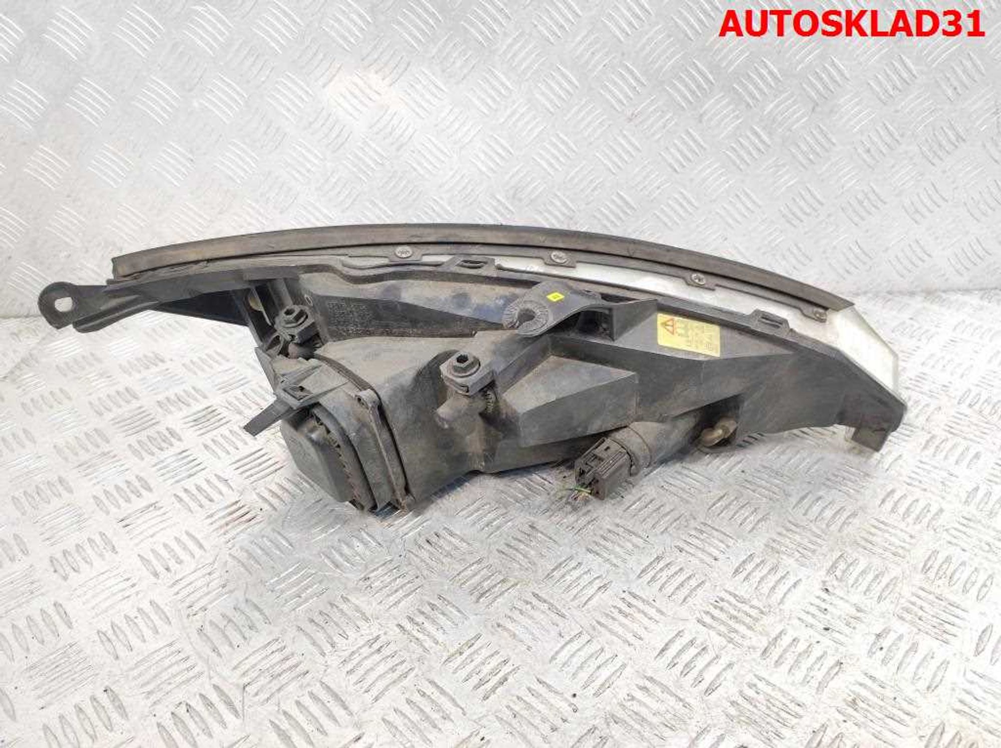 Фара левая Ford Focus 1 3S4Z13008AB Дорест, 4000 рублей, Дубовое