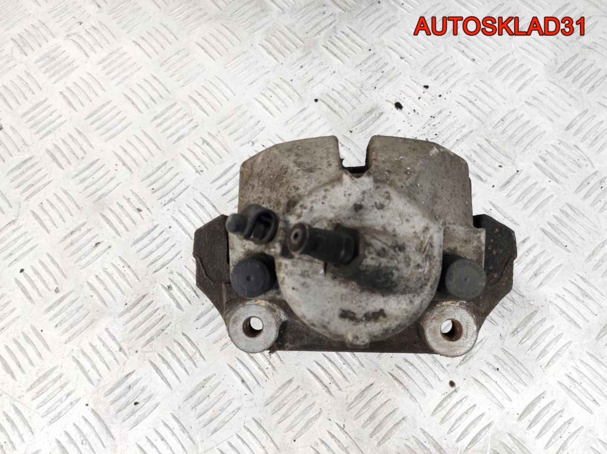 Суппорт тормозной перед правый BMW E90 34116769092, 2100 рублей, Дубовое