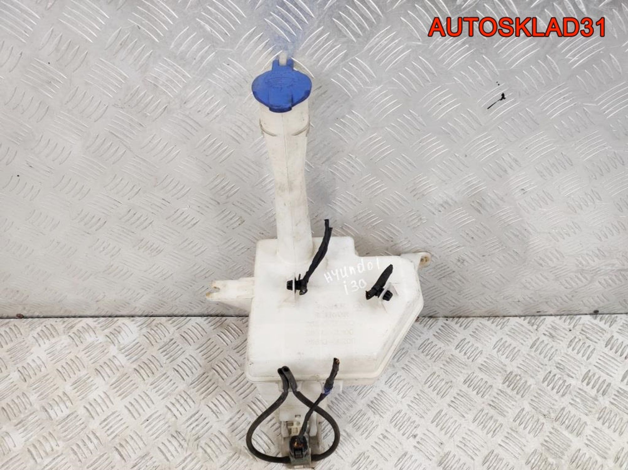 Бачок омывателя Hyundai i30 986102L000, 3000 рублей, Дубовое