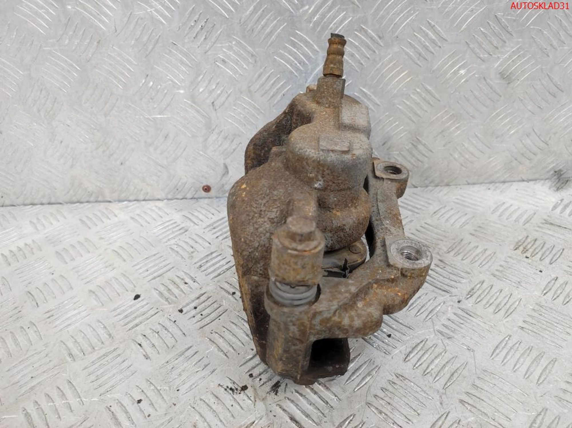 Суппорт тормозной передний левый Mercedes GLK 2,2 651.912, 2500 рублей, Дубовое