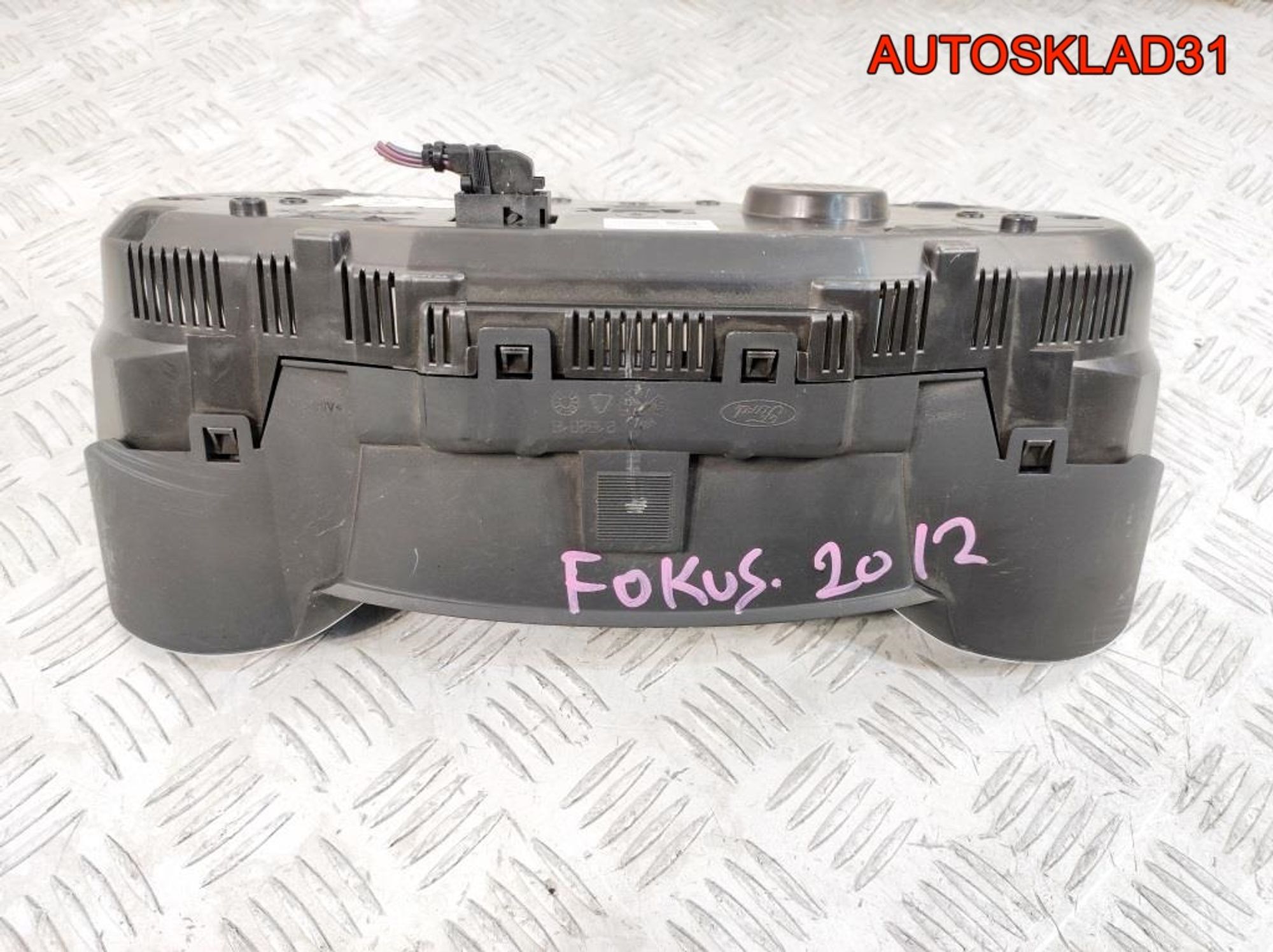 Панель приборов Ford Focus 3 BM5T10849LS Дизель, 25000 рублей, Дубовое