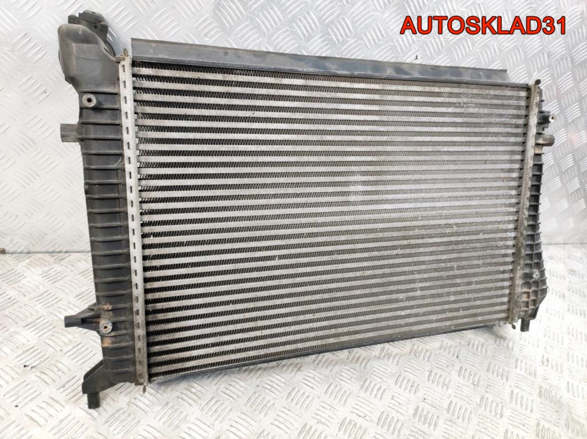 Интеркулер VW Passat B6 2,0 Дизель 3C0145803E, 4500 рублей, Дубовое