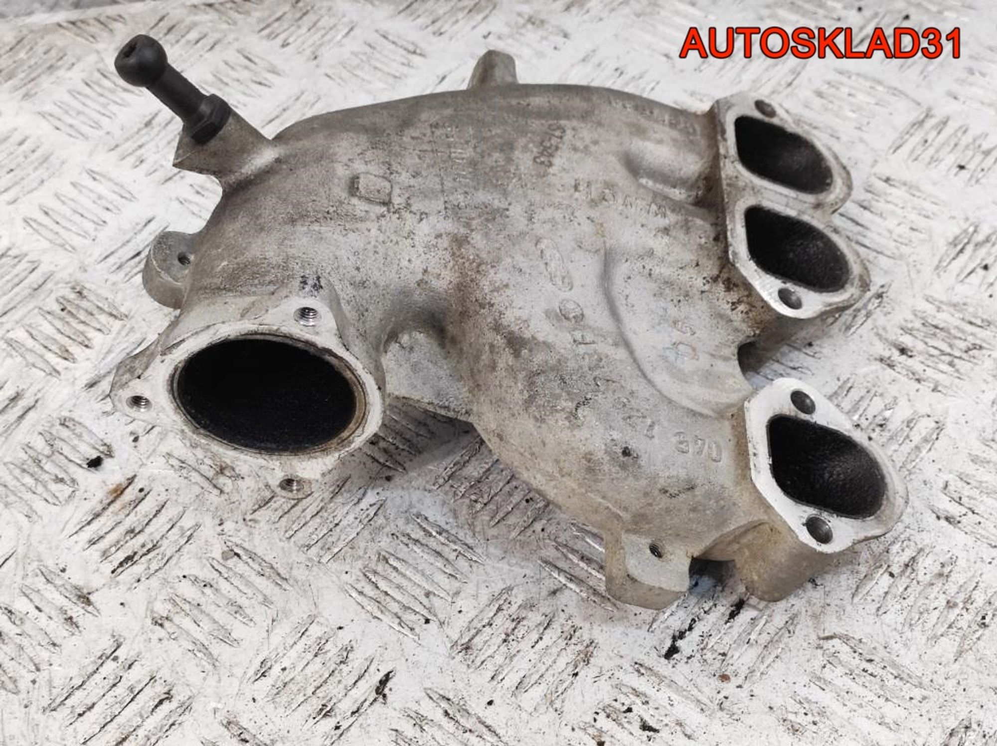 Коллектор впускной Skoda Fabia 1,4 BNV Дизель 045129713F, 600 рублей, Дубовое