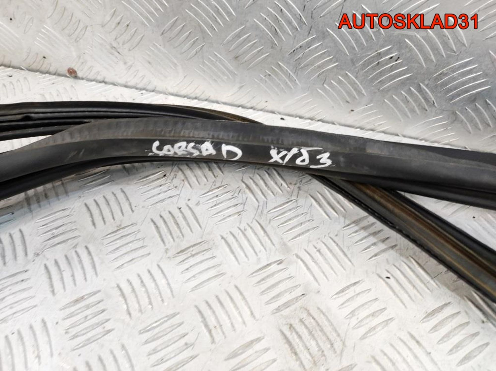 Уплотнитель двери Комплект Opel Corsa D Купе, 2700 рублей, Дубовое