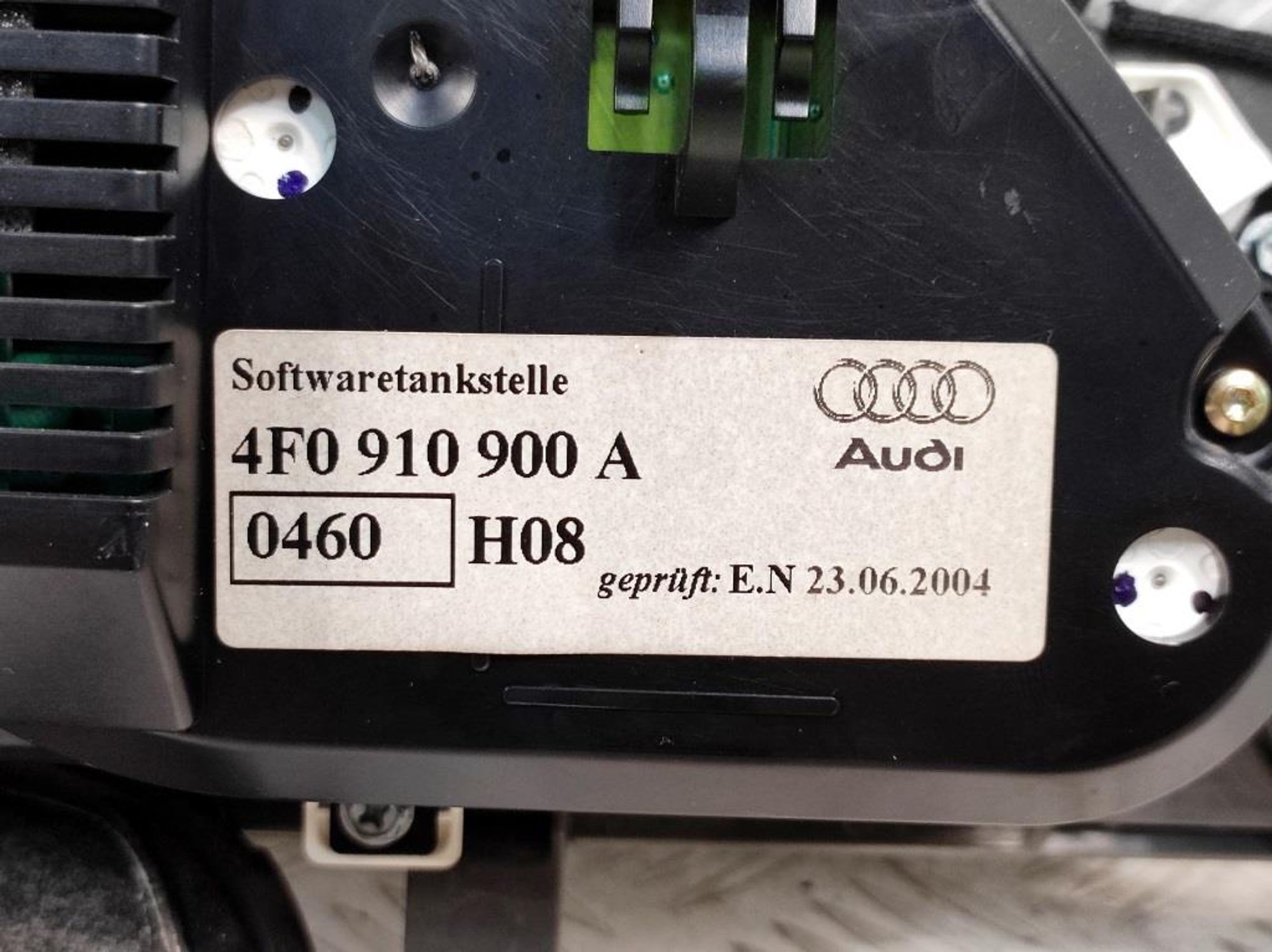 Панель приборов Audi A6 C6 Бензин 4F0920900M, 10800 рублей, Дубовое