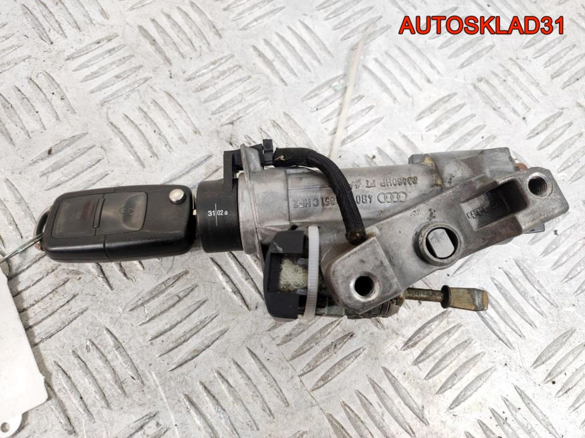 Комплект замок зажигания и личинки с ключом VW Golf 4 4B0905851C, 3600 рублей, Дубовое