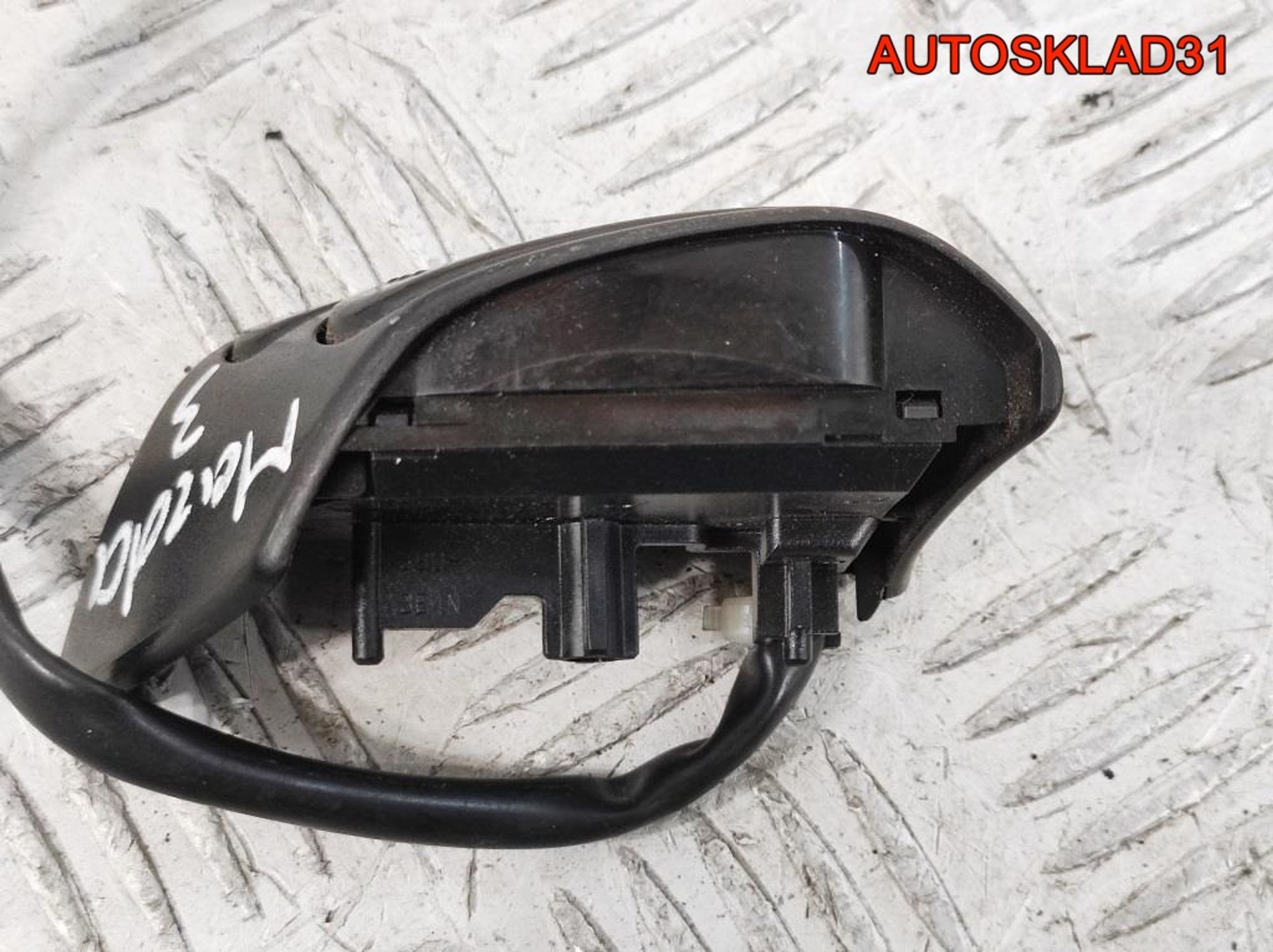 Кнопки на руль Mazda 3 BK 153769LH, 1000 рублей, Дубовое